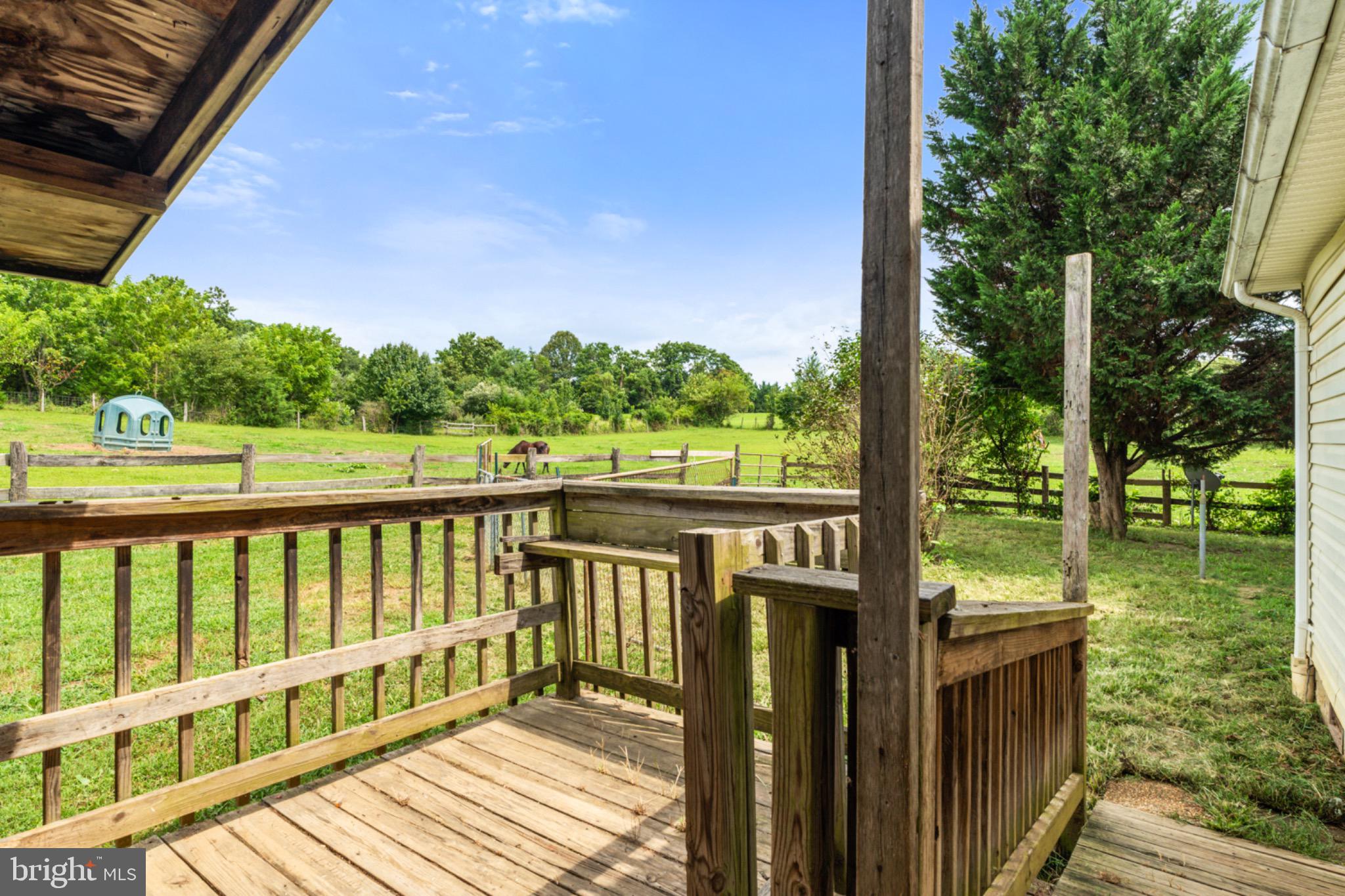 LEISURE ACRES - Residential