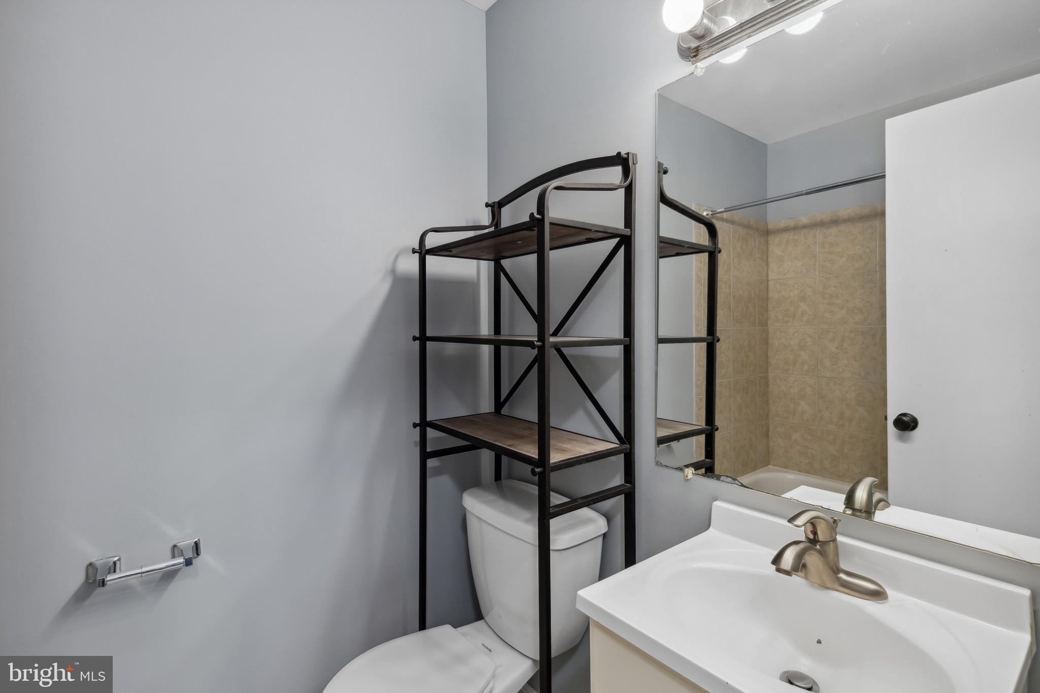 GLENSFORD CONDO - Residential