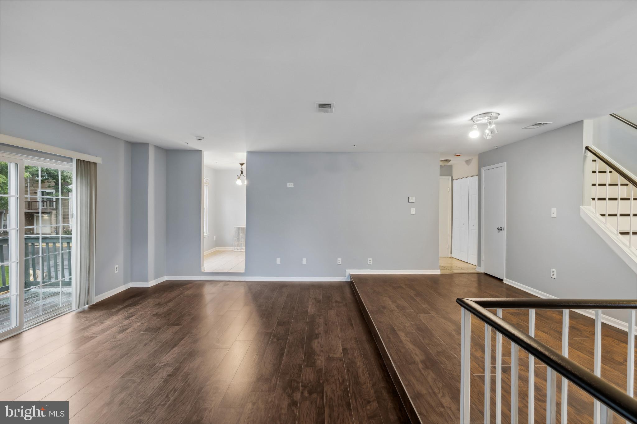 GLENSFORD CONDO - Residential