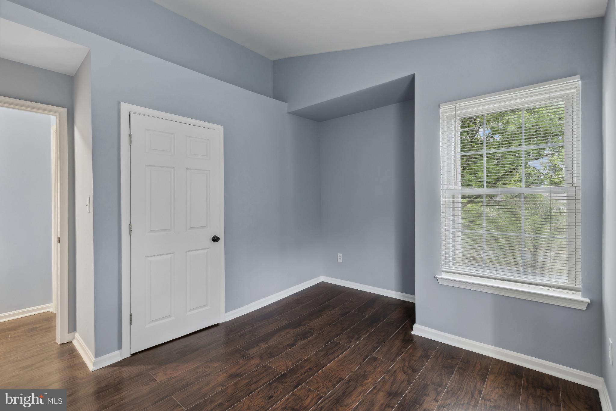 GLENSFORD CONDO - Residential