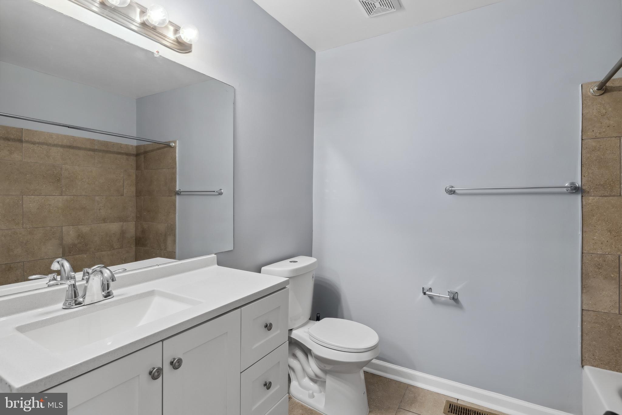GLENSFORD CONDO - Residential