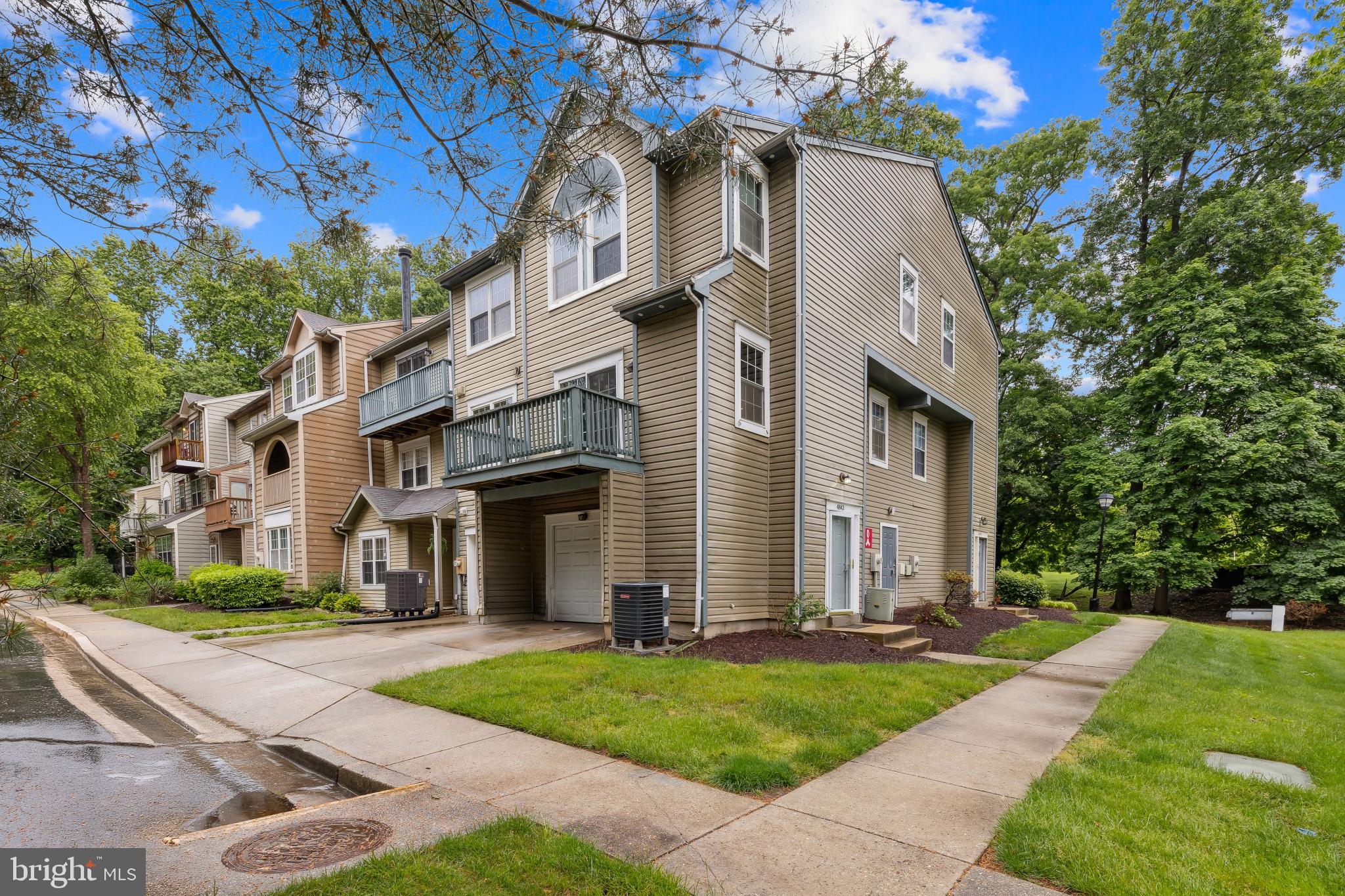 GLENSFORD CONDO - Residential