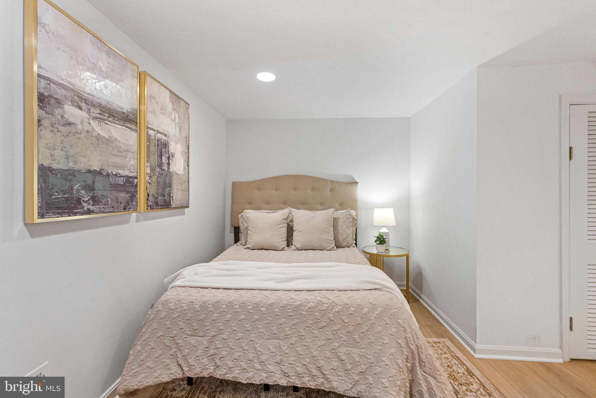 STONELEIGH - Residential