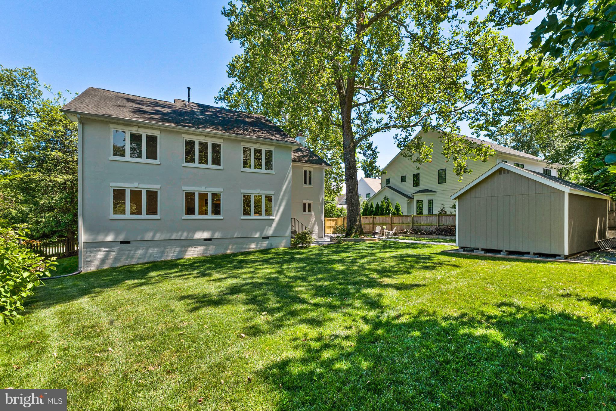 STONELEIGH - Residential