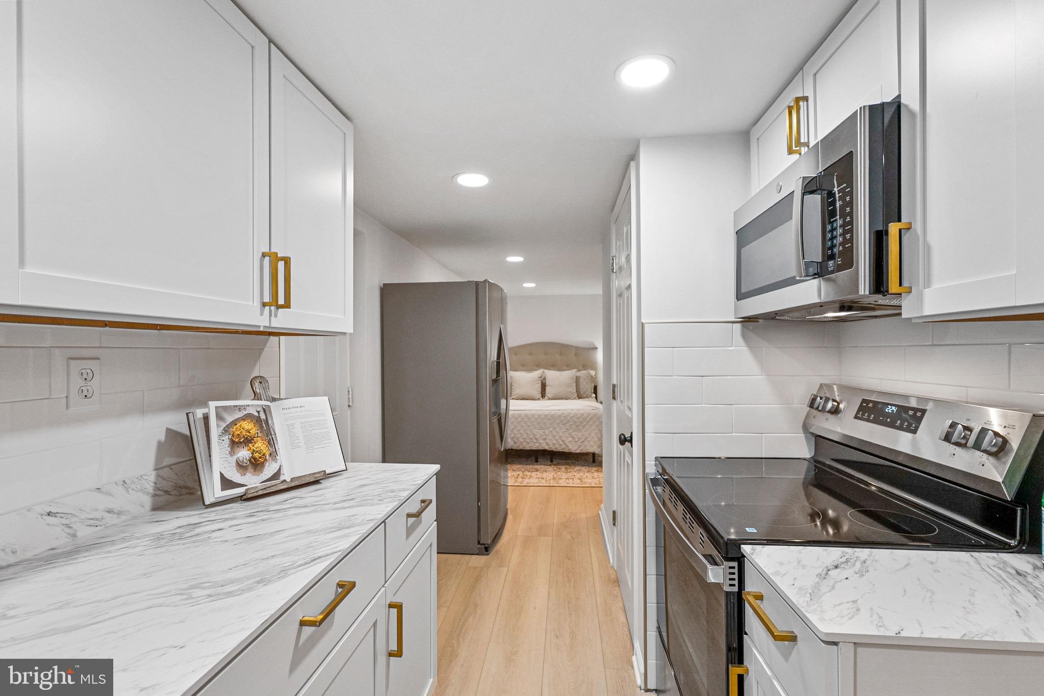 STONELEIGH - Residential