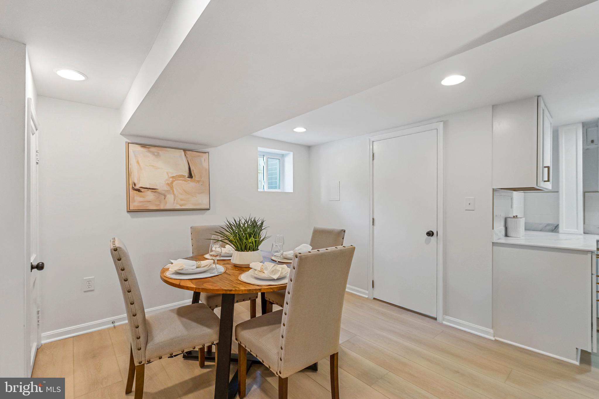 STONELEIGH - Residential