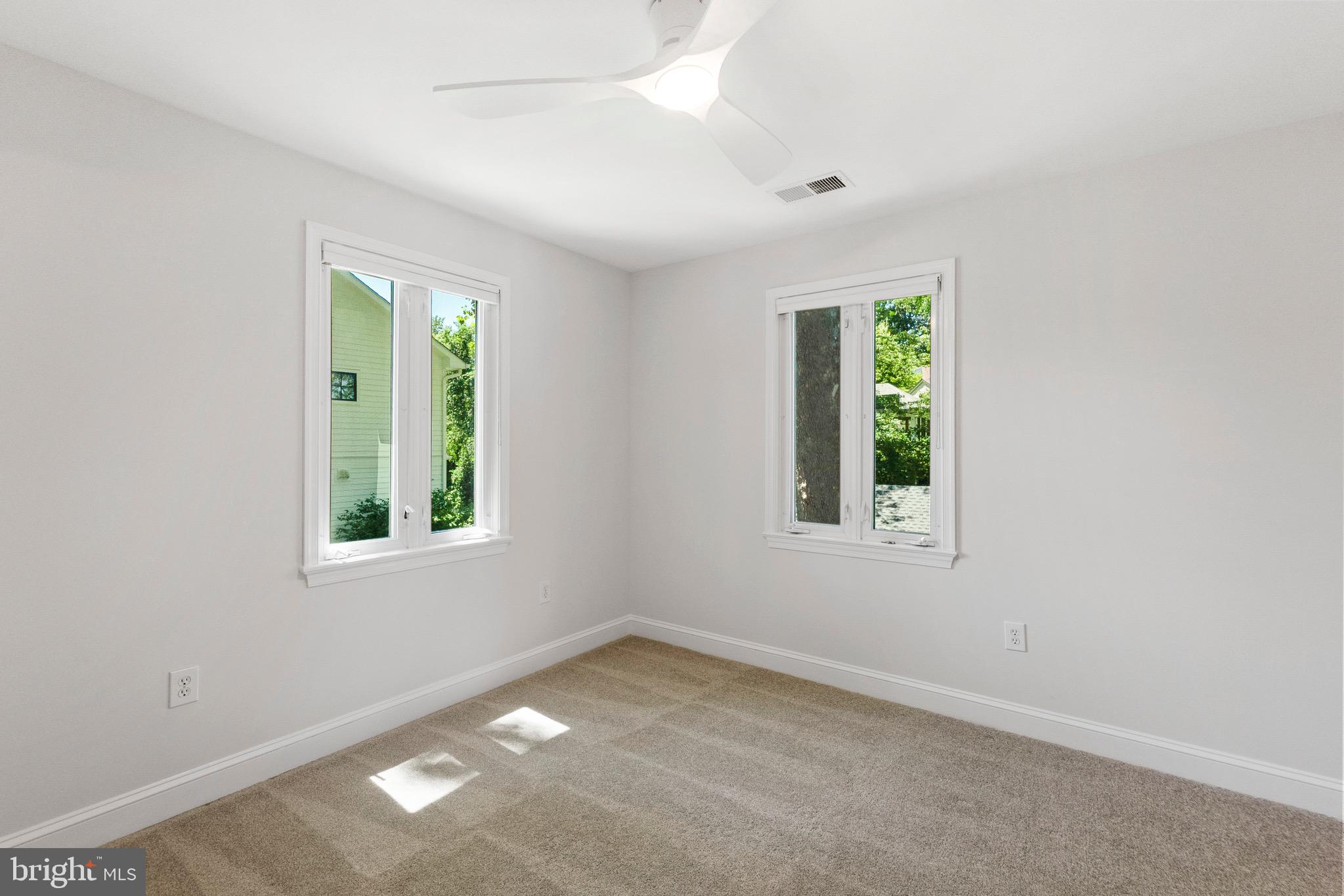 STONELEIGH - Residential