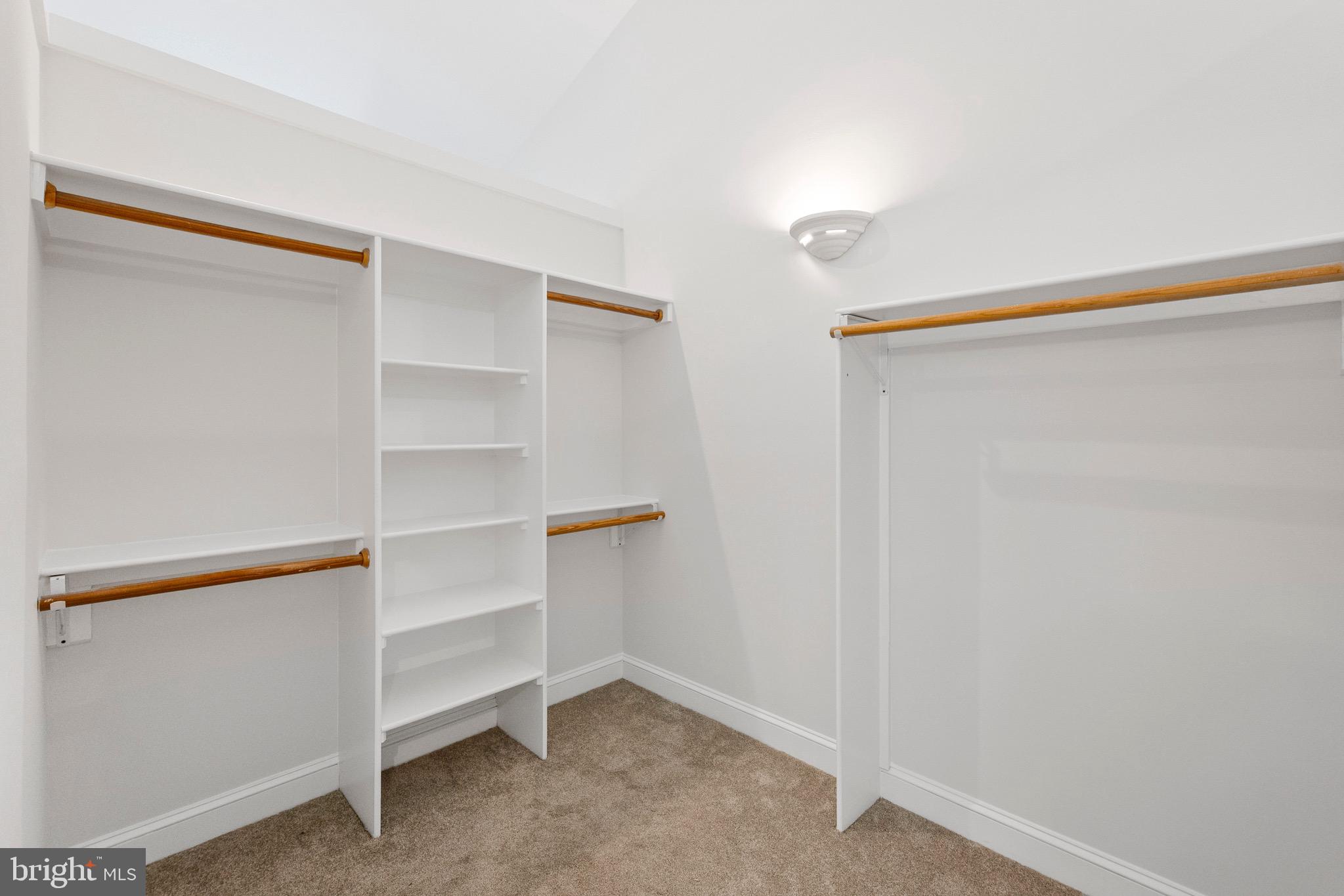 STONELEIGH - Residential