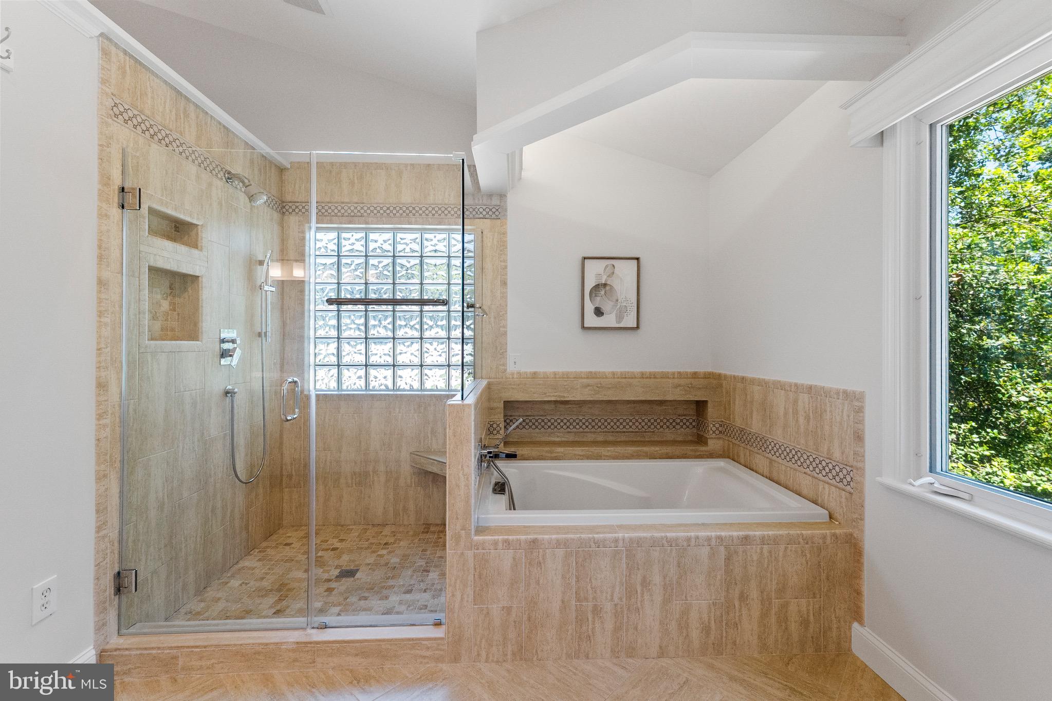 STONELEIGH - Residential