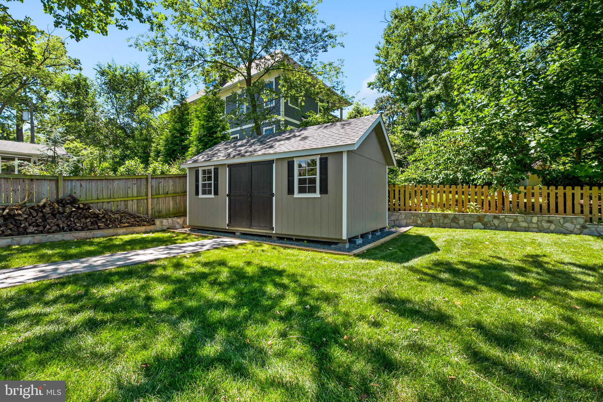 STONELEIGH - Residential