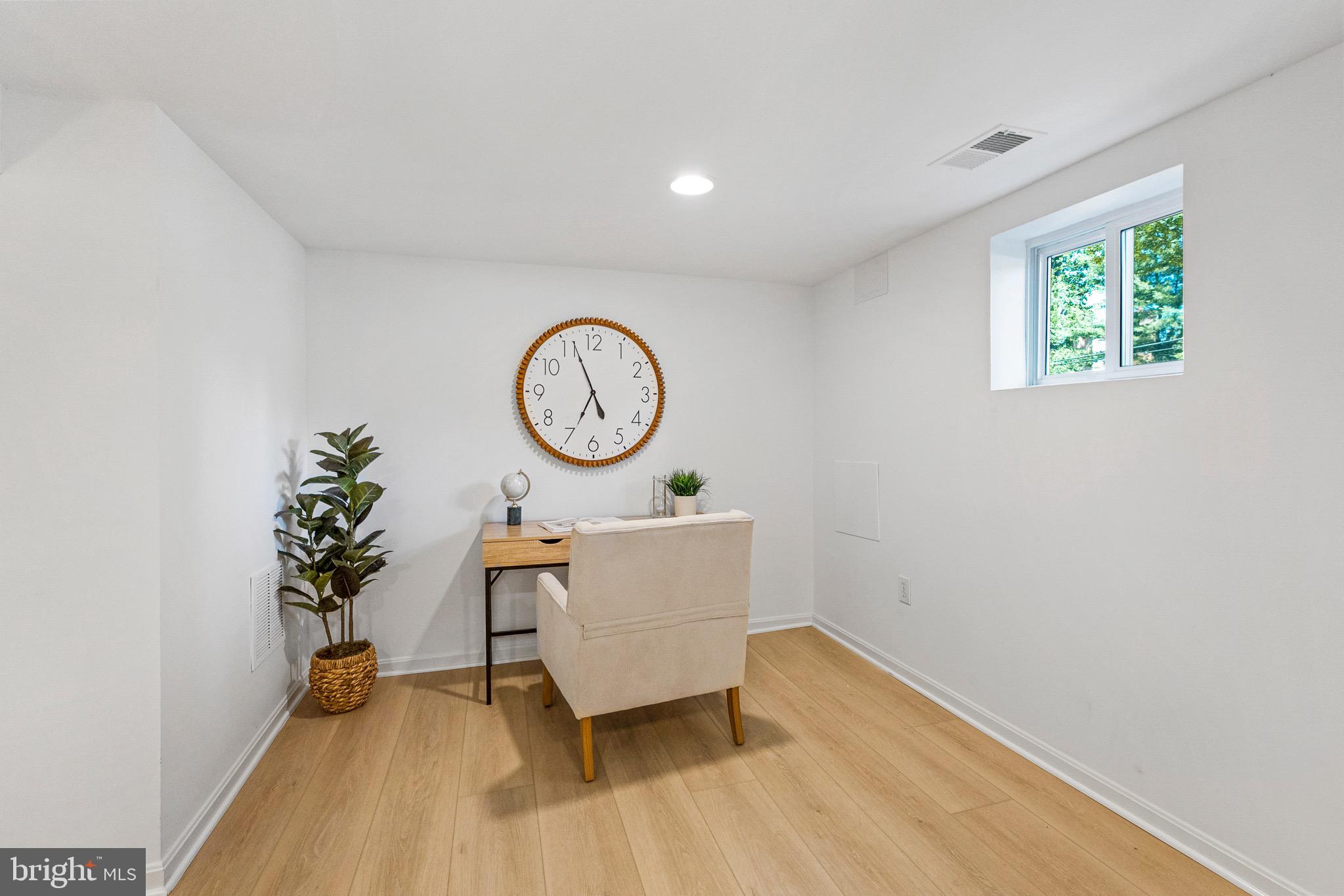 STONELEIGH - Residential