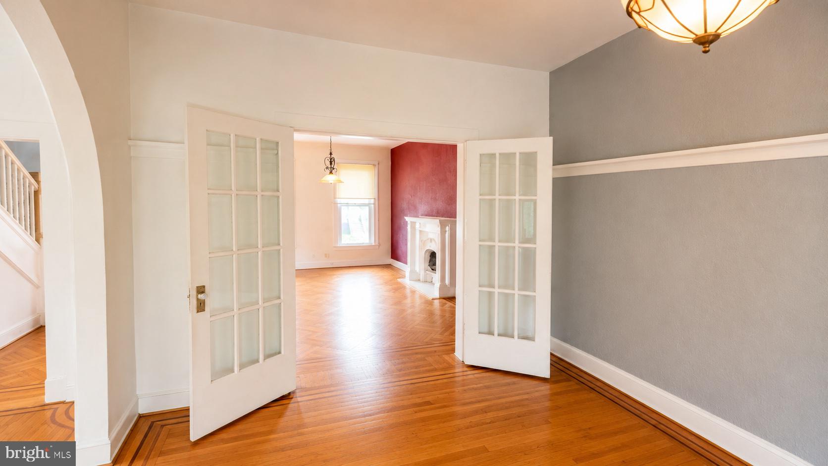 PARK CIRCLE - Residential