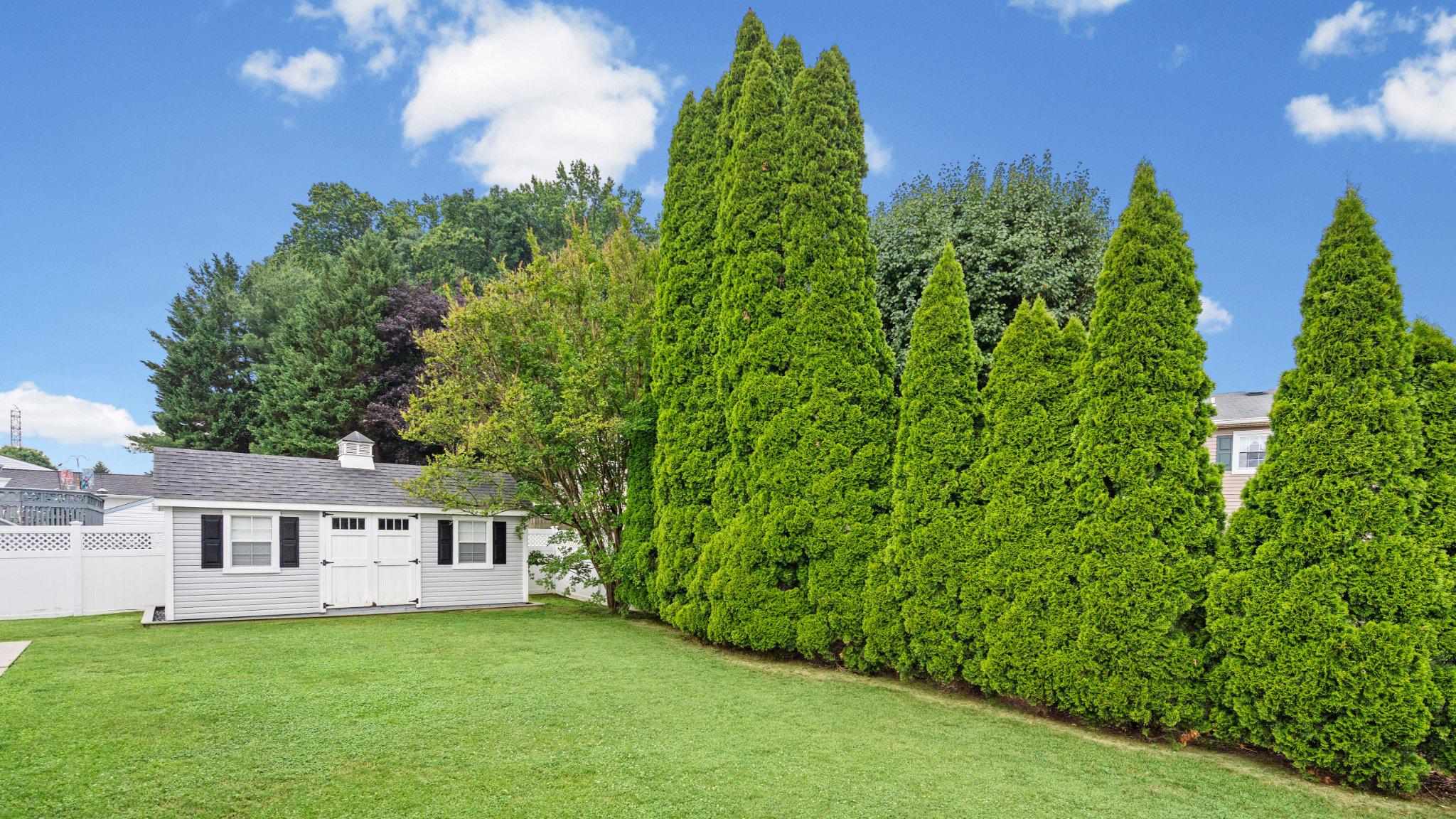OAKHURST - Residential
