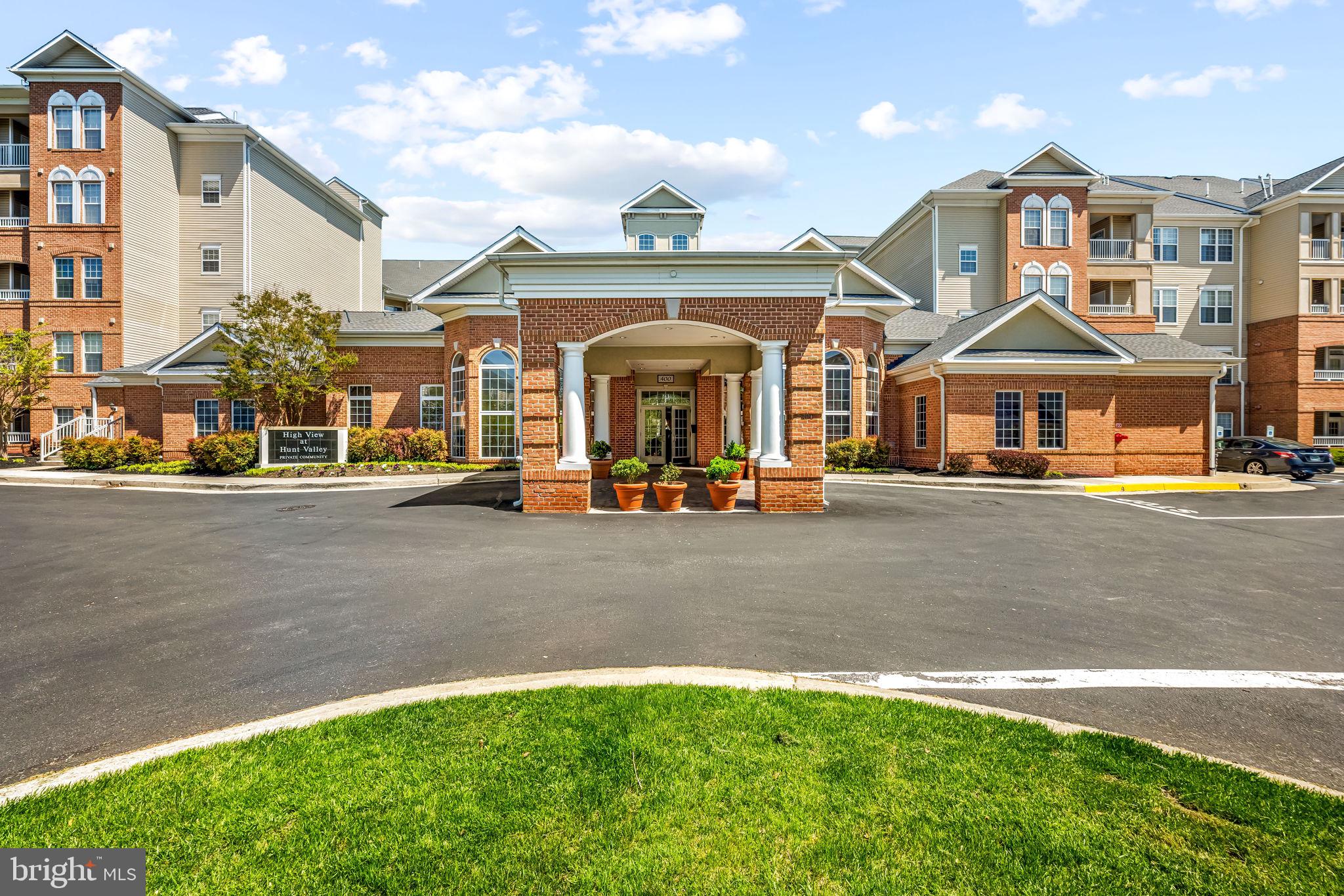 HIGH VIEW AT HUNT VALLEY - Residential