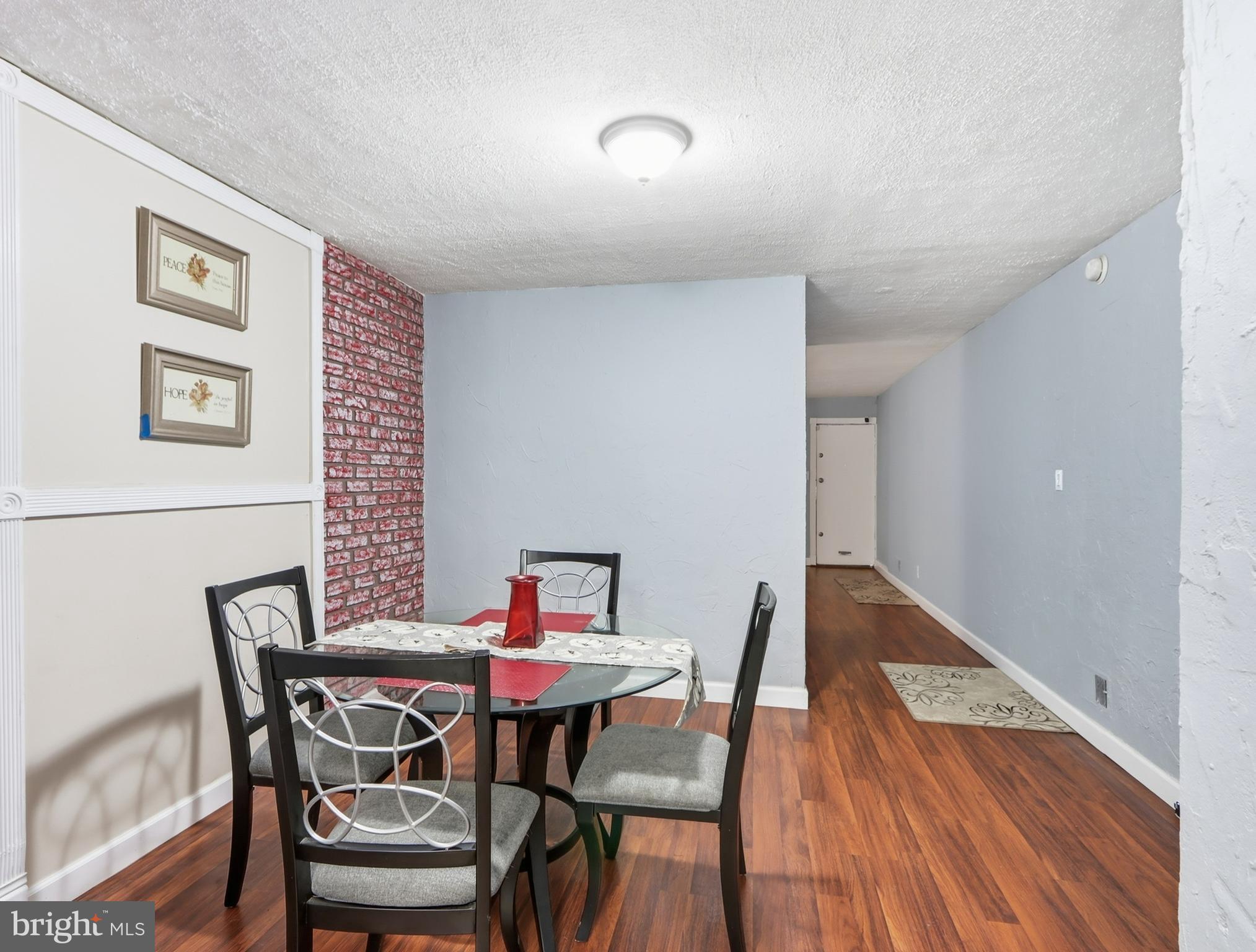 ROSEMONT - Residential
