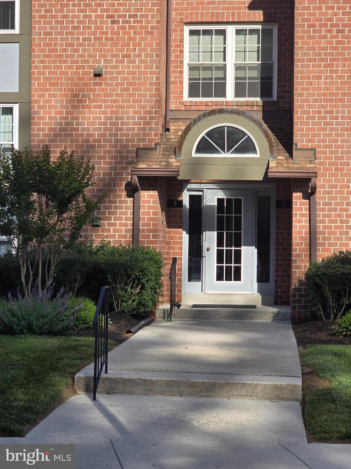 THE FALLS GARDEN - Residential