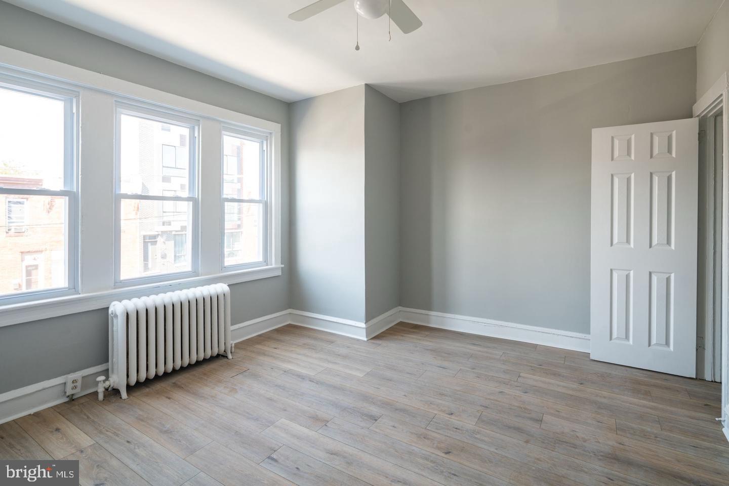 PORT RICHMOND - Residential