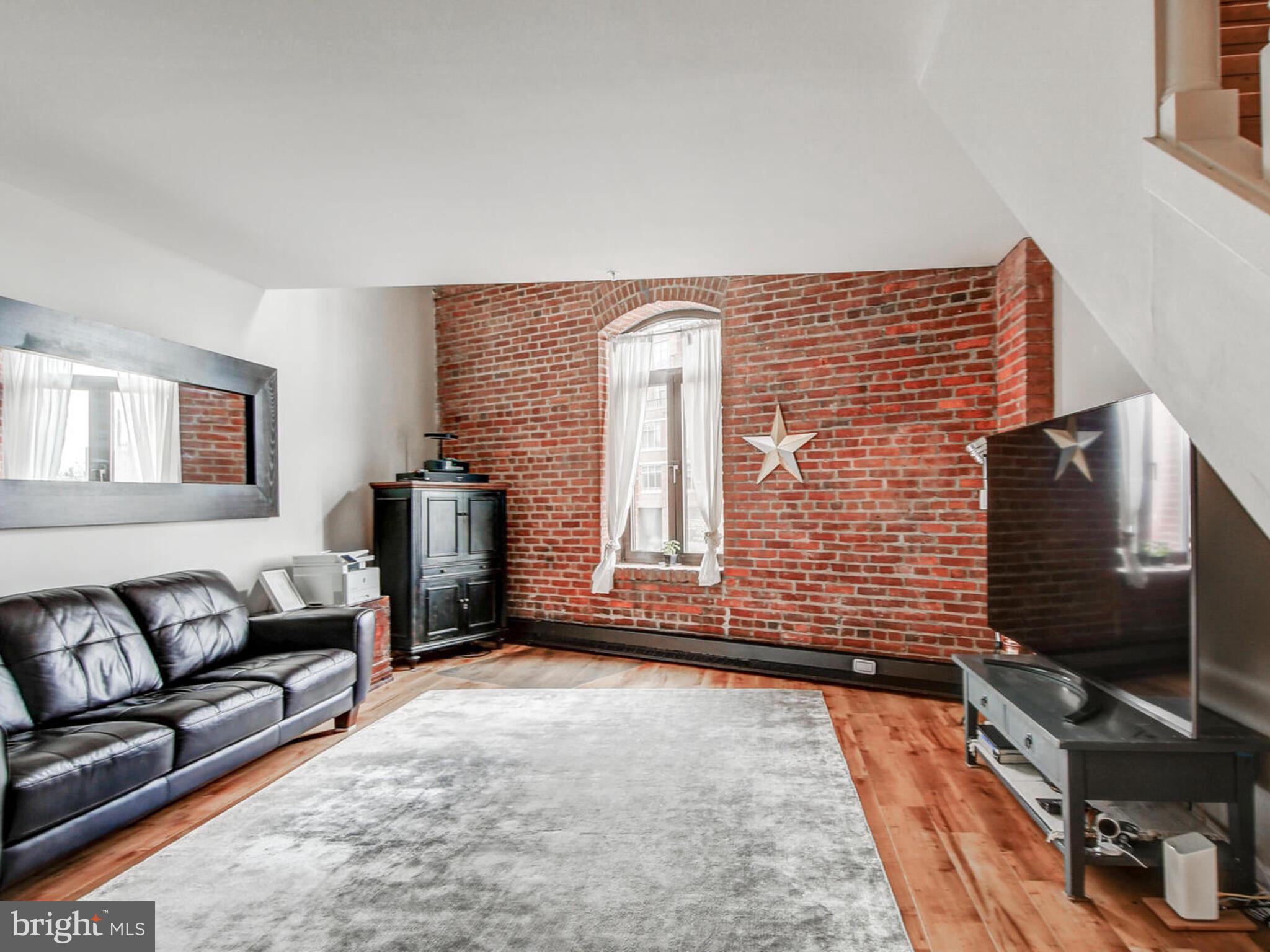 FELLS POINT HISTORIC DISTRICT - Residential