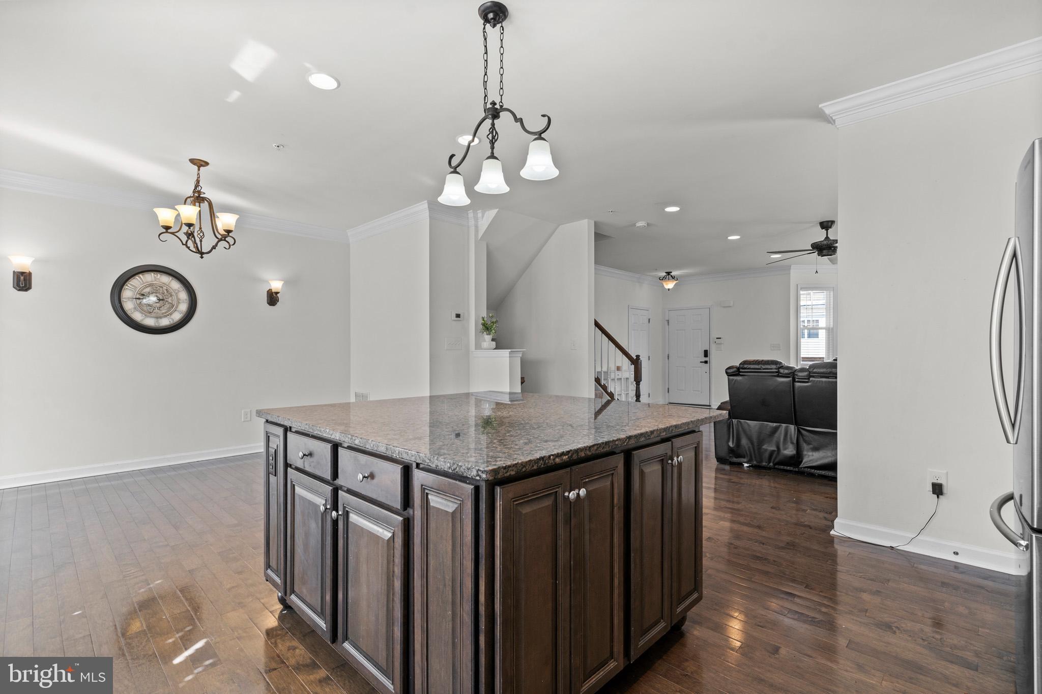 OAK TREE LANDING - Residential