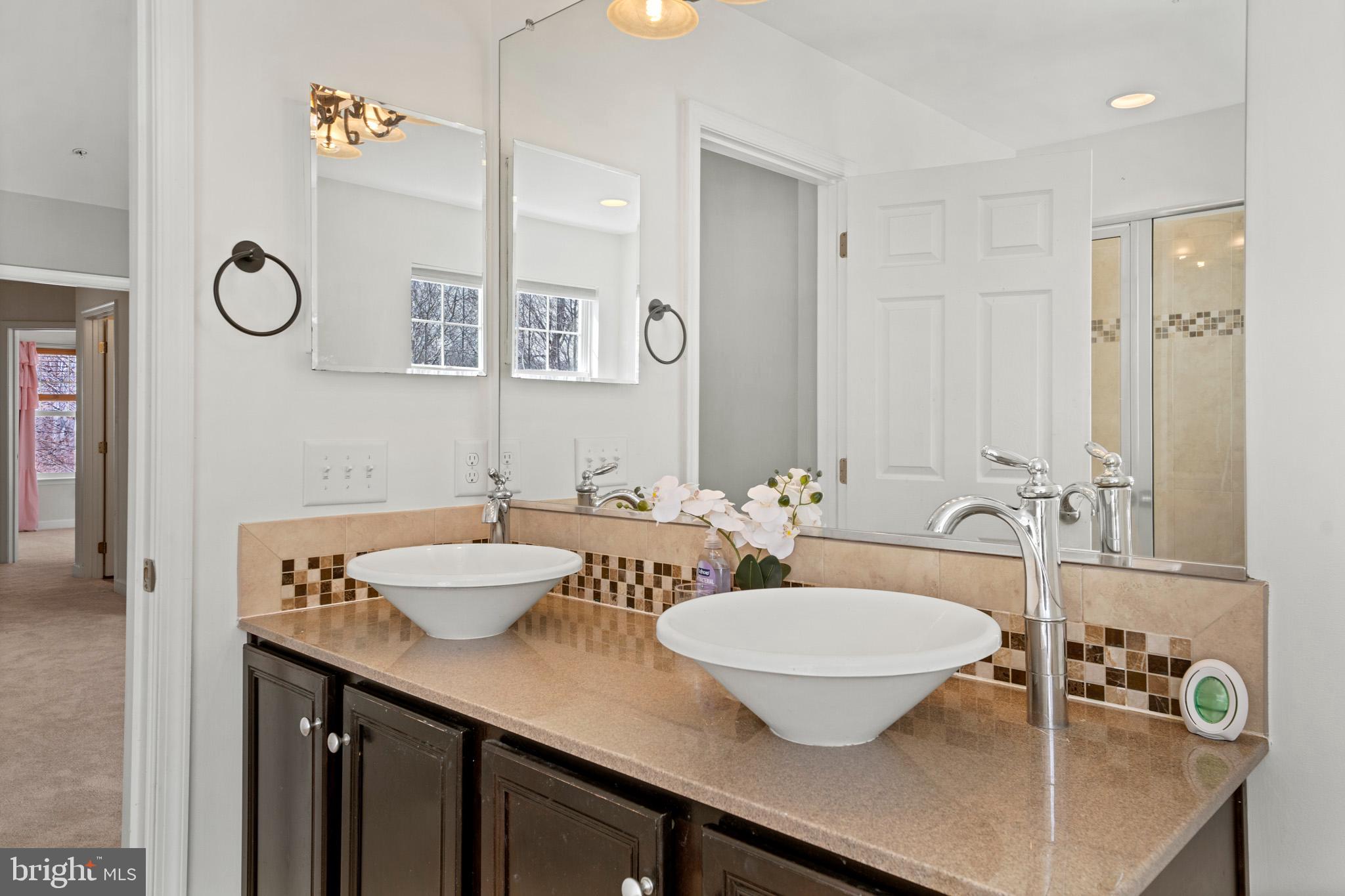OAK TREE LANDING - Residential