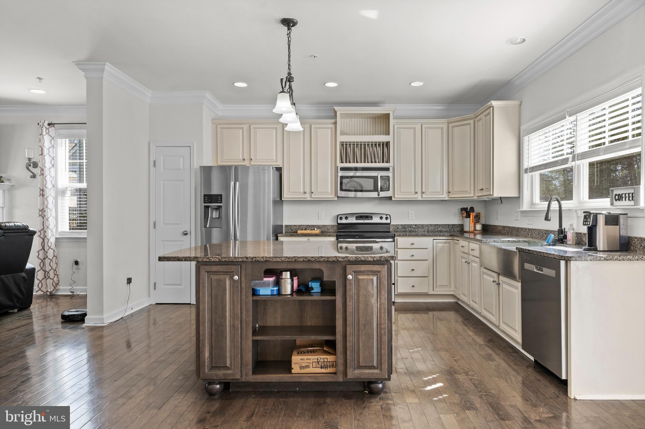 OAK TREE LANDING - Residential