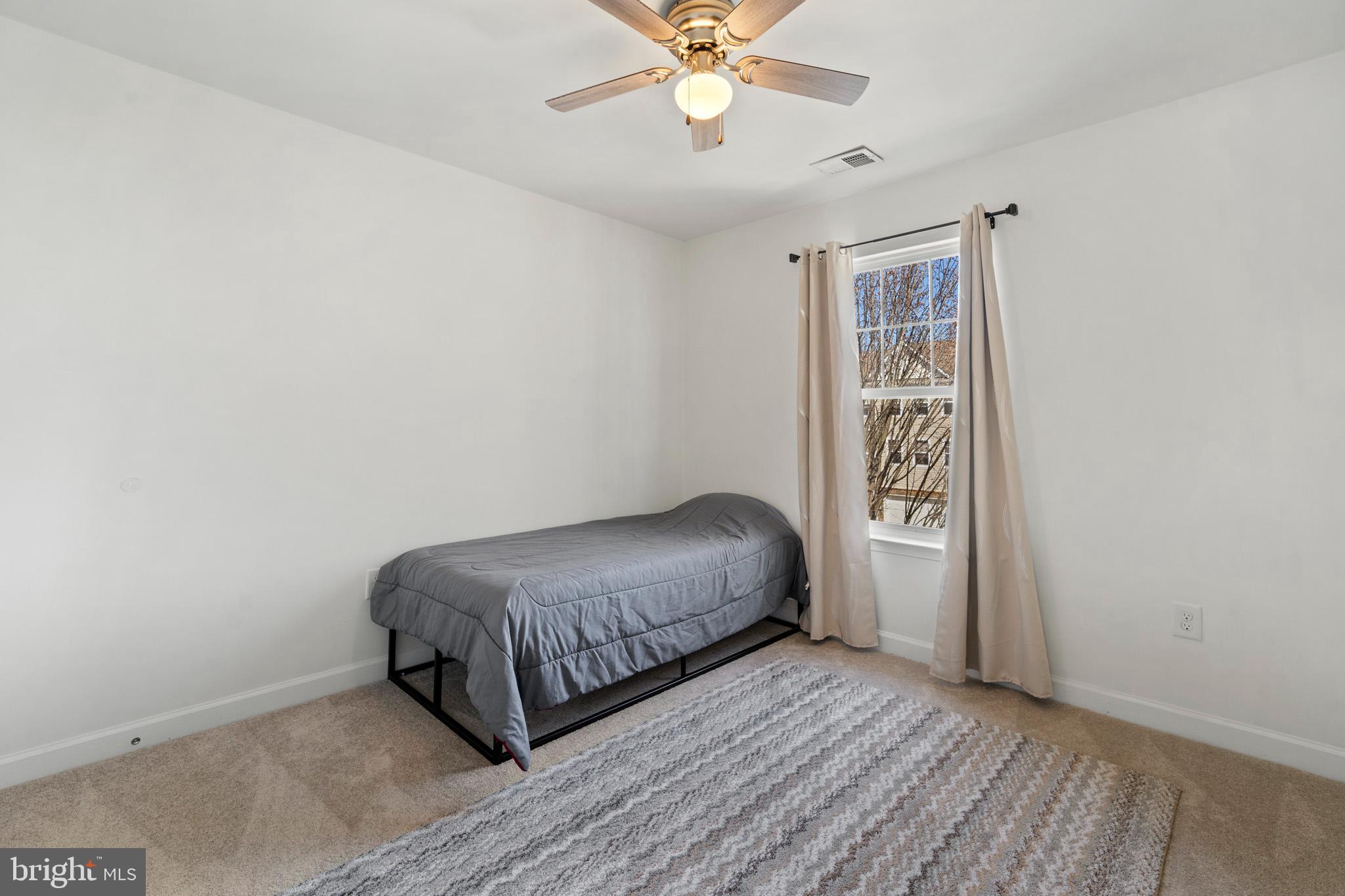 OAK TREE LANDING - Residential