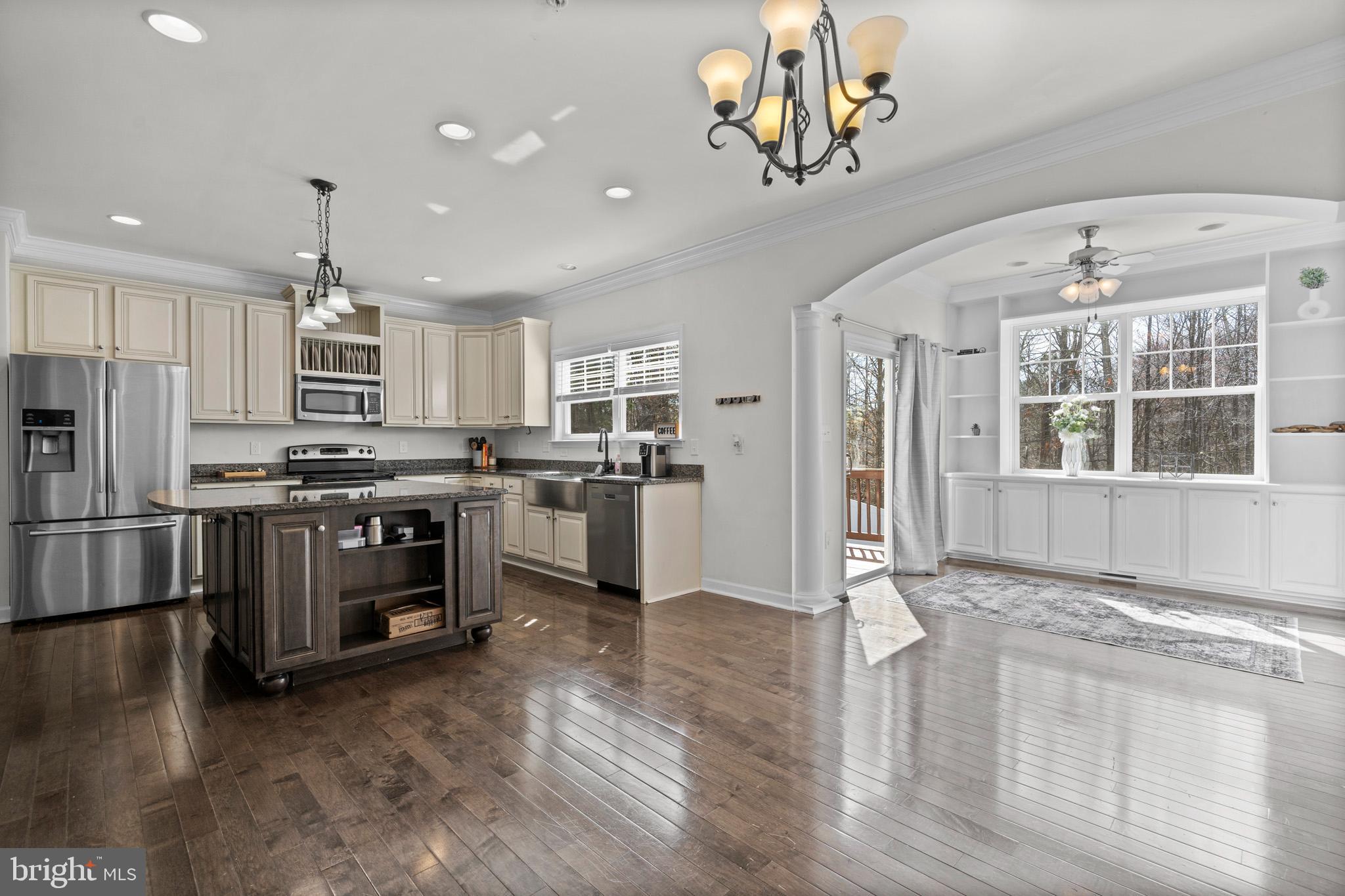 OAK TREE LANDING - Residential