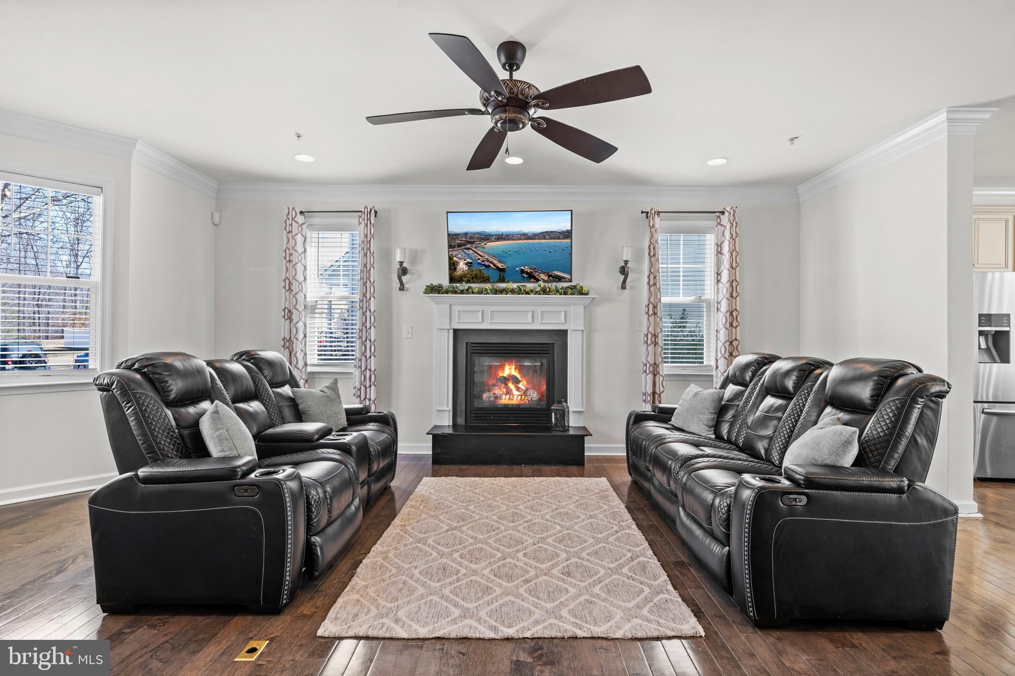 OAK TREE LANDING - Residential
