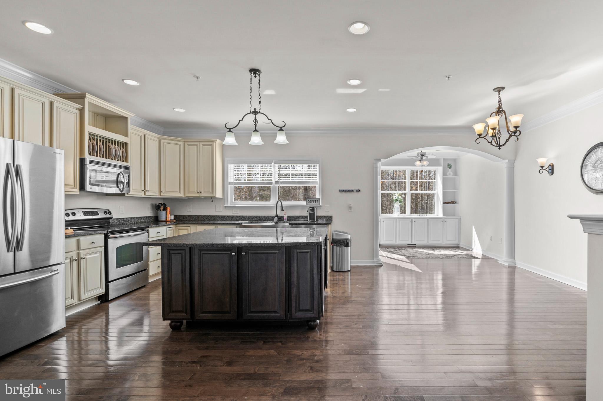 OAK TREE LANDING - Residential