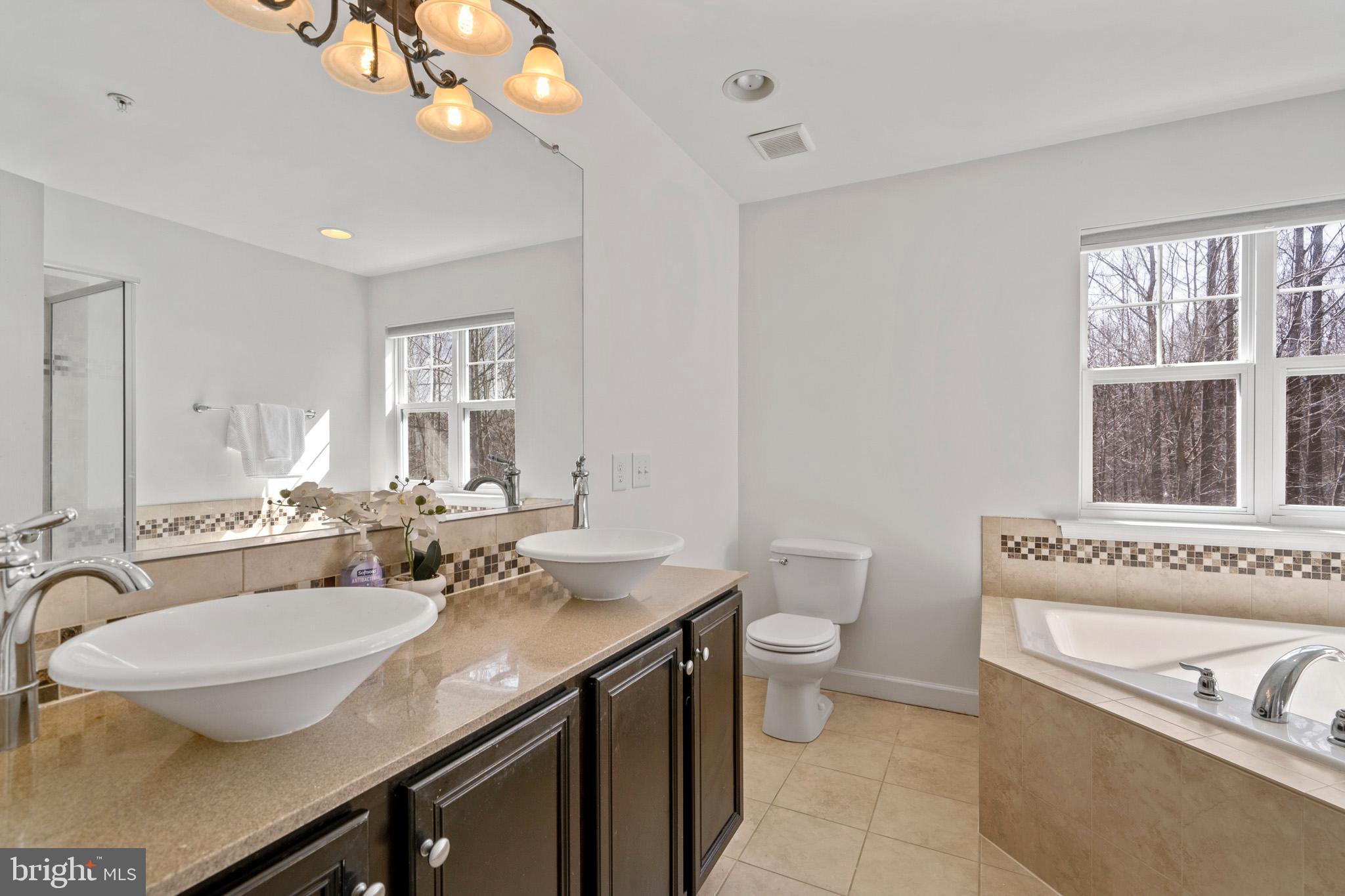 OAK TREE LANDING - Residential