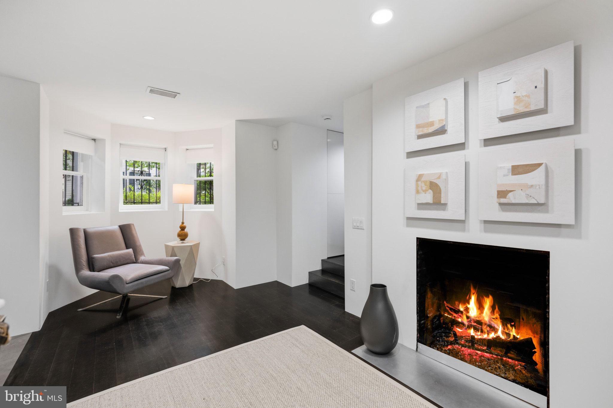 GEORGETOWN - Residential