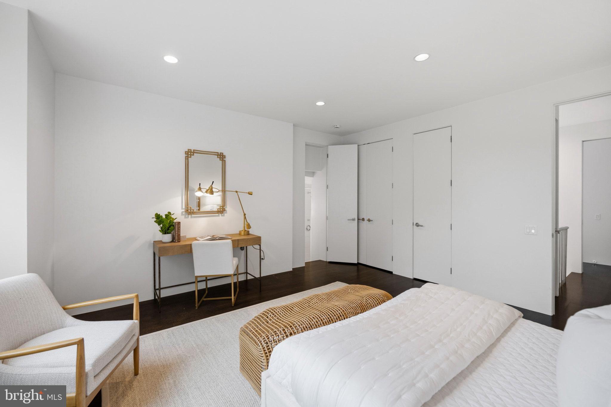 GEORGETOWN - Residential