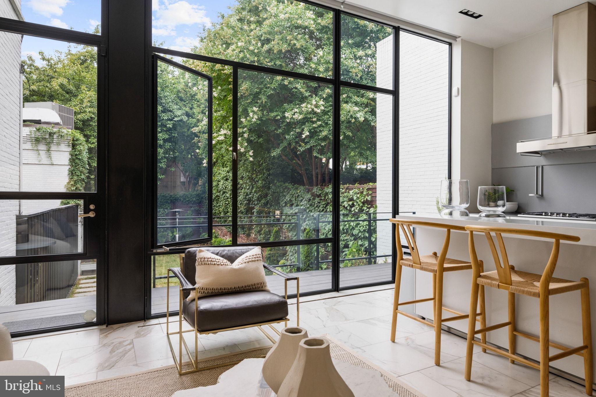 GEORGETOWN - Residential