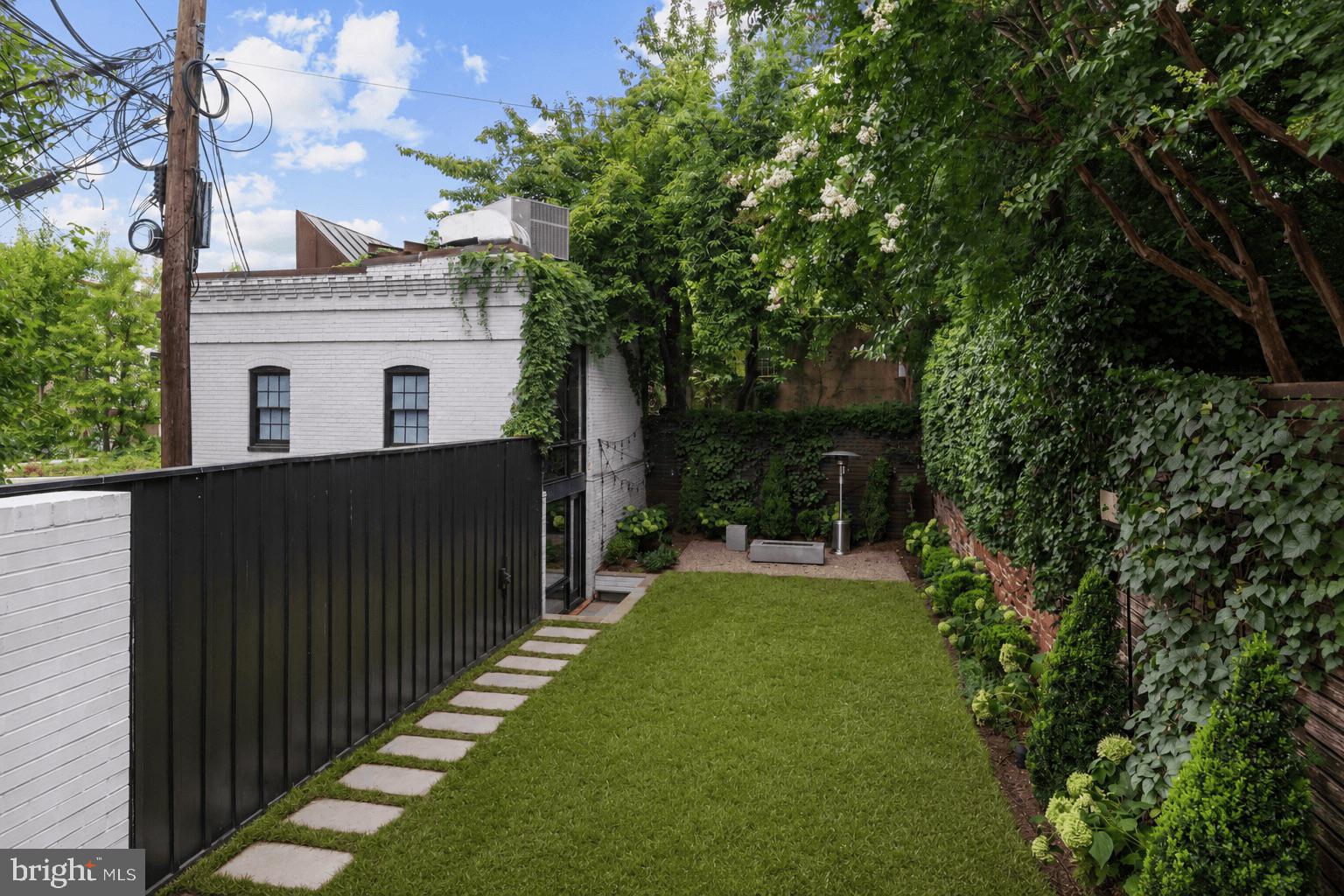 GEORGETOWN - Residential