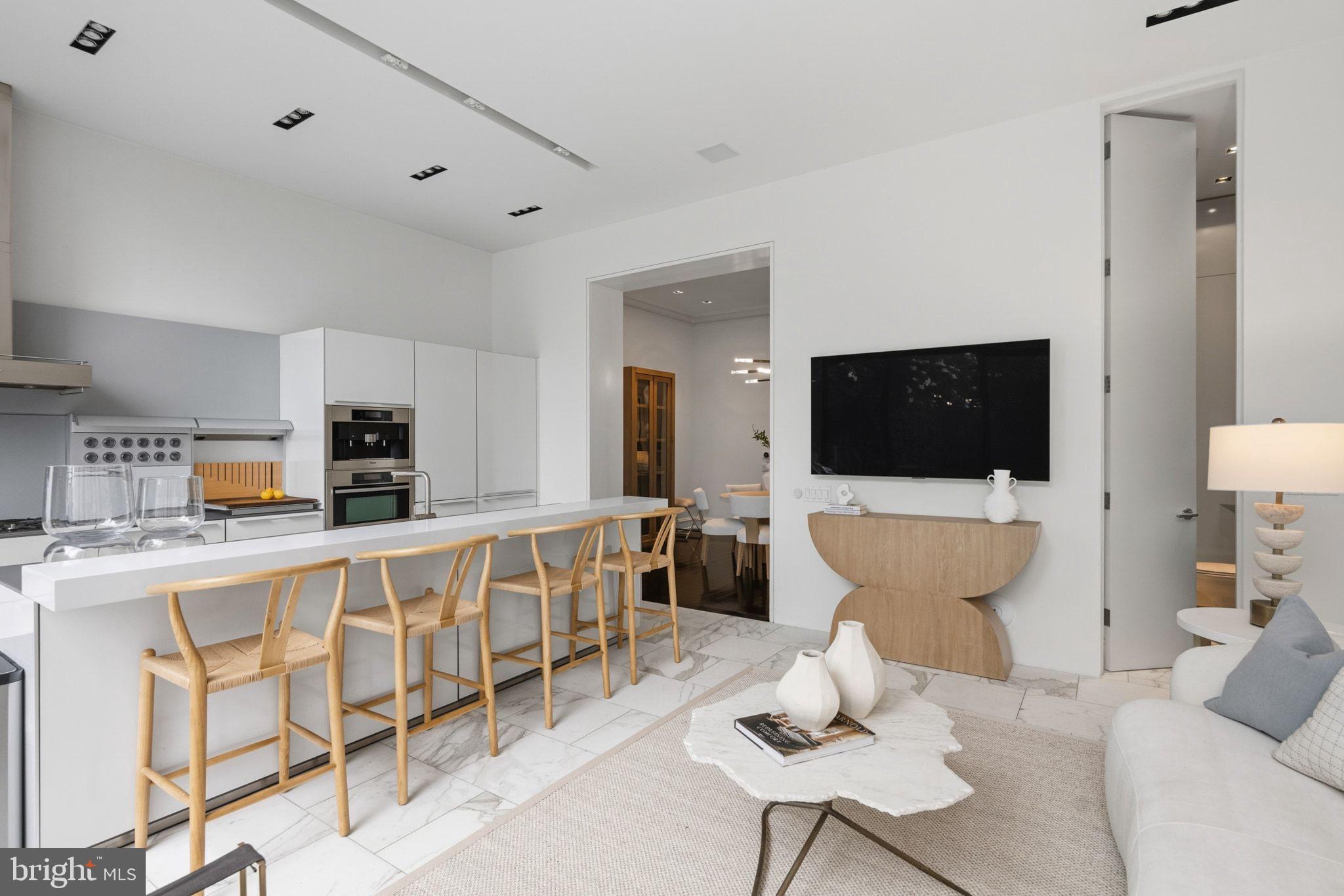 GEORGETOWN - Residential