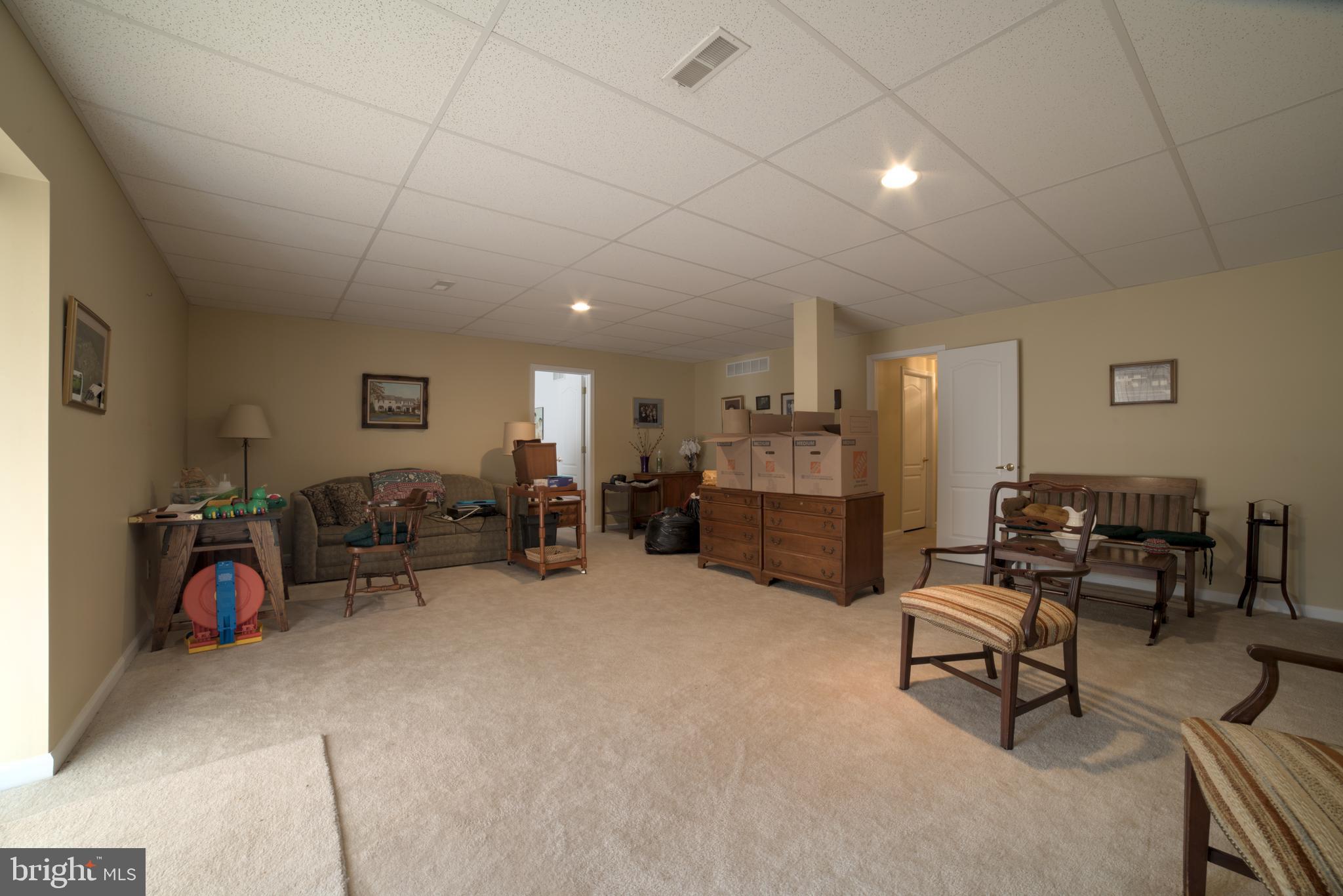 KINGSFIELD - Residential