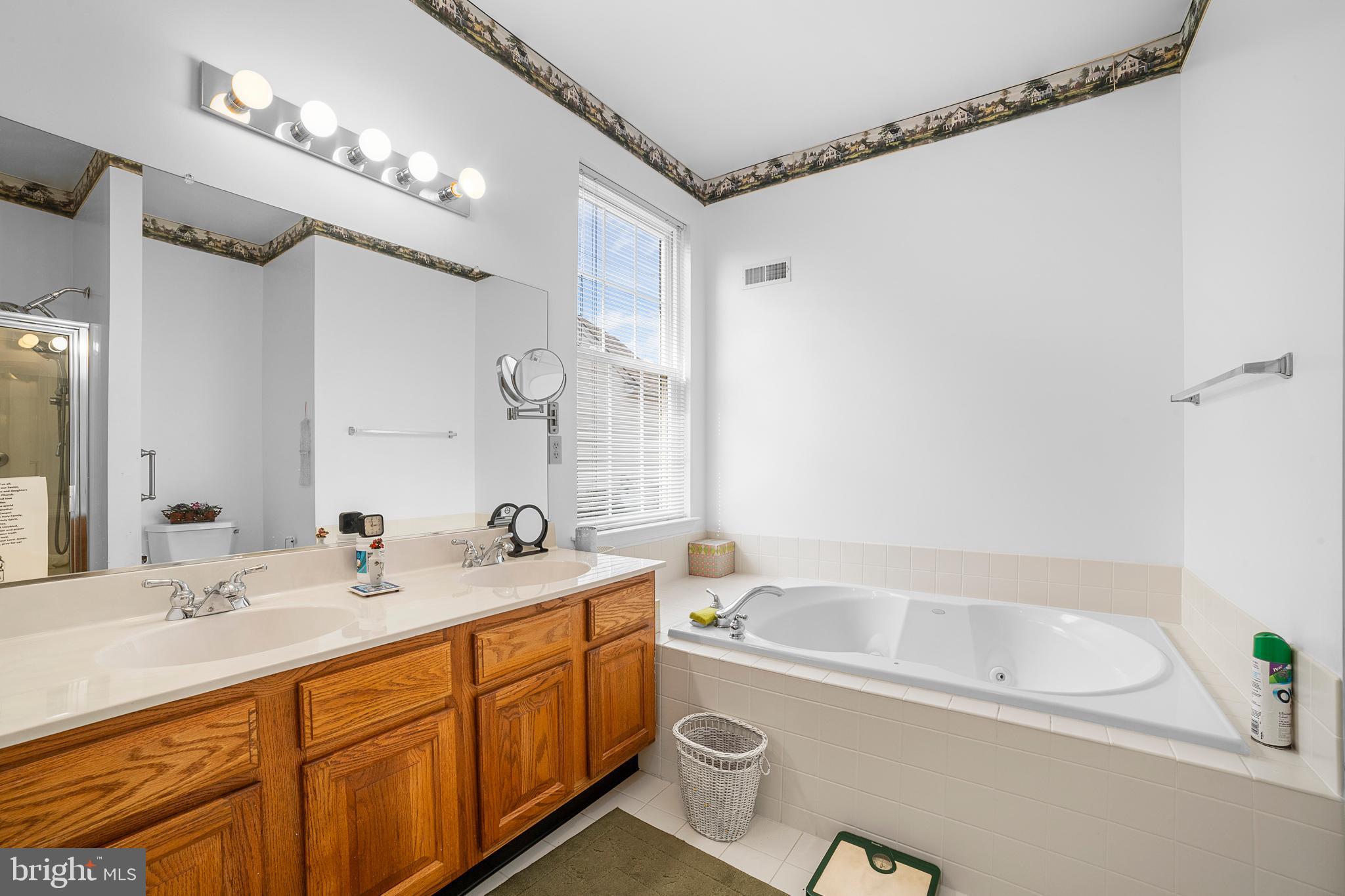 KINGSFIELD - Residential
