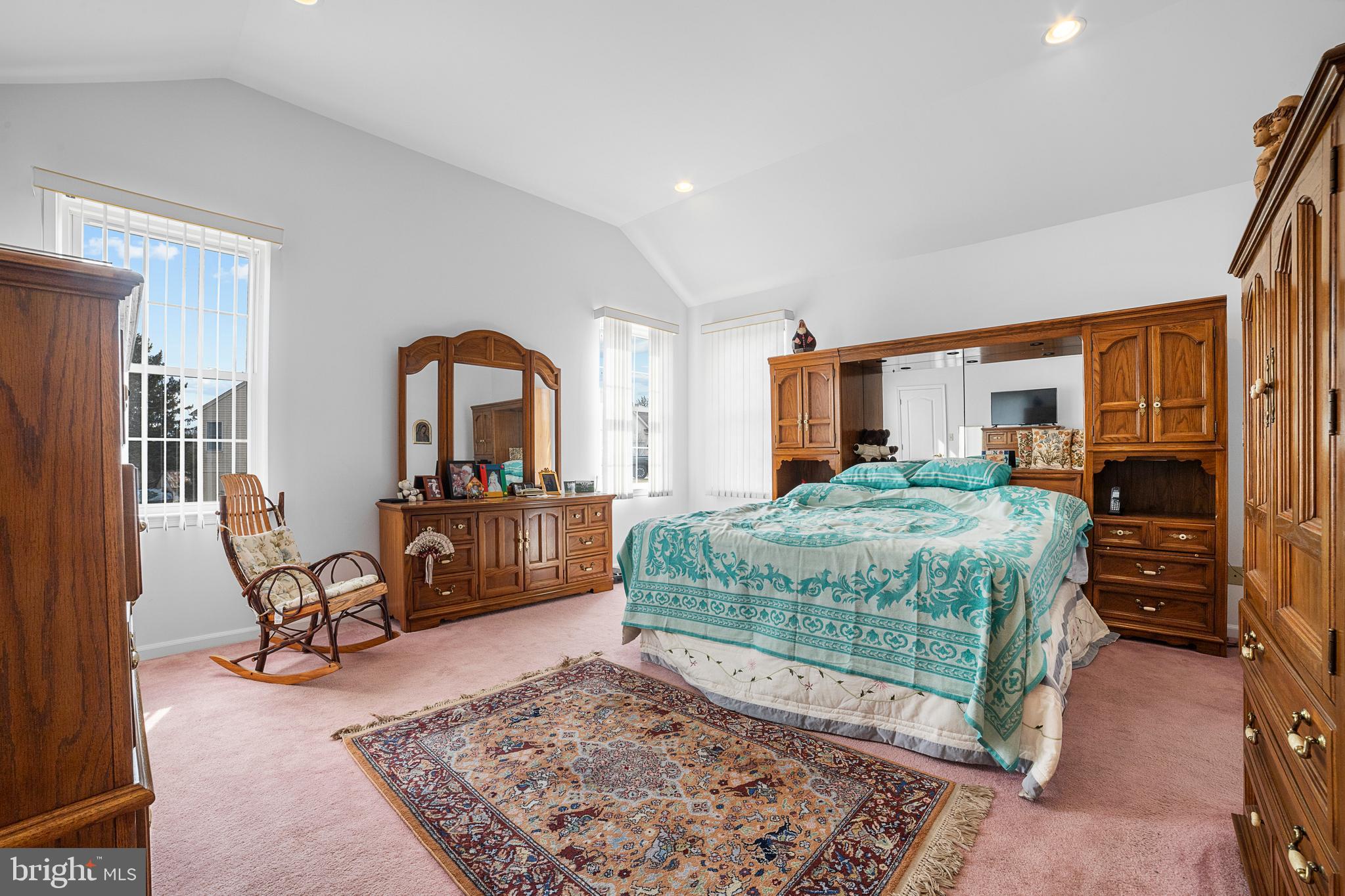 KINGSFIELD - Residential