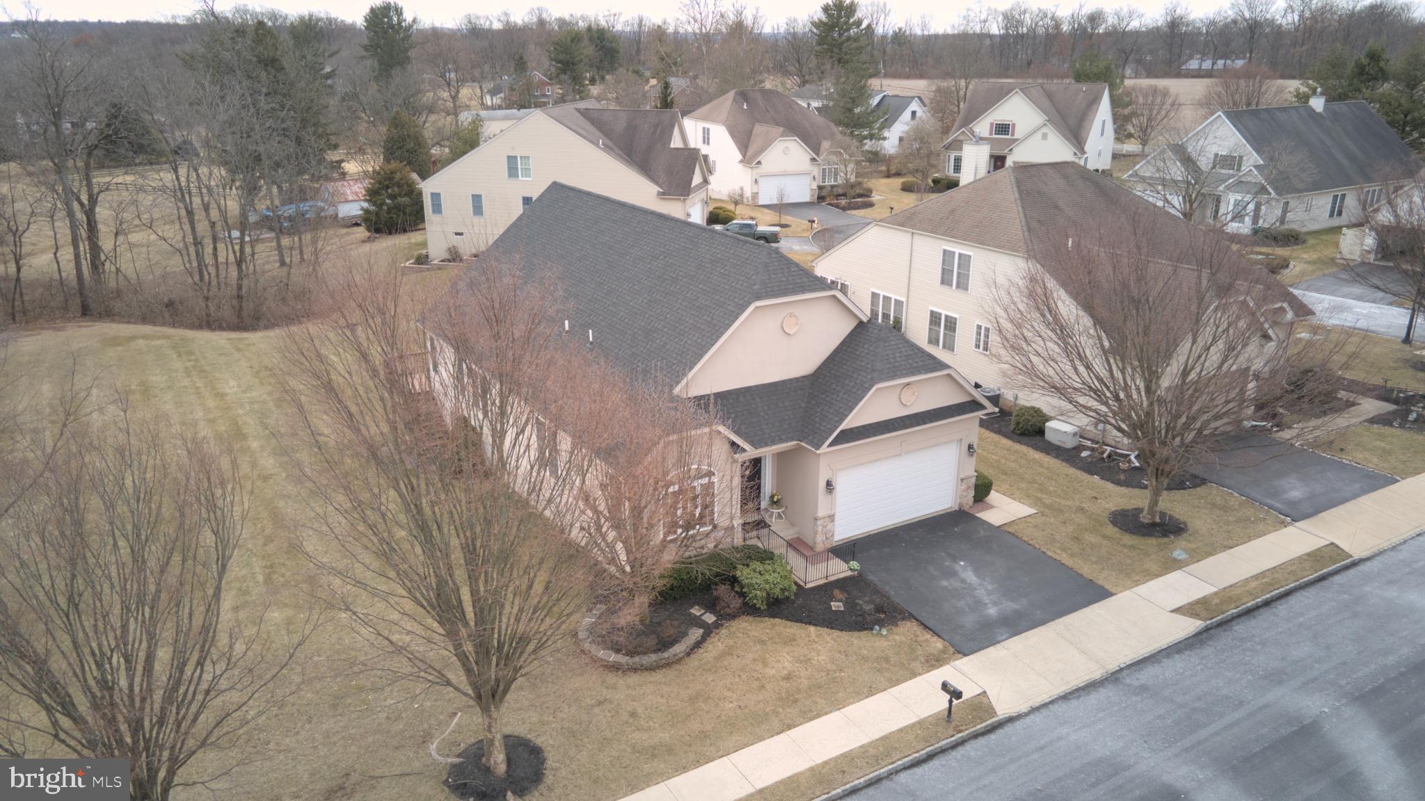 KINGSFIELD - Residential