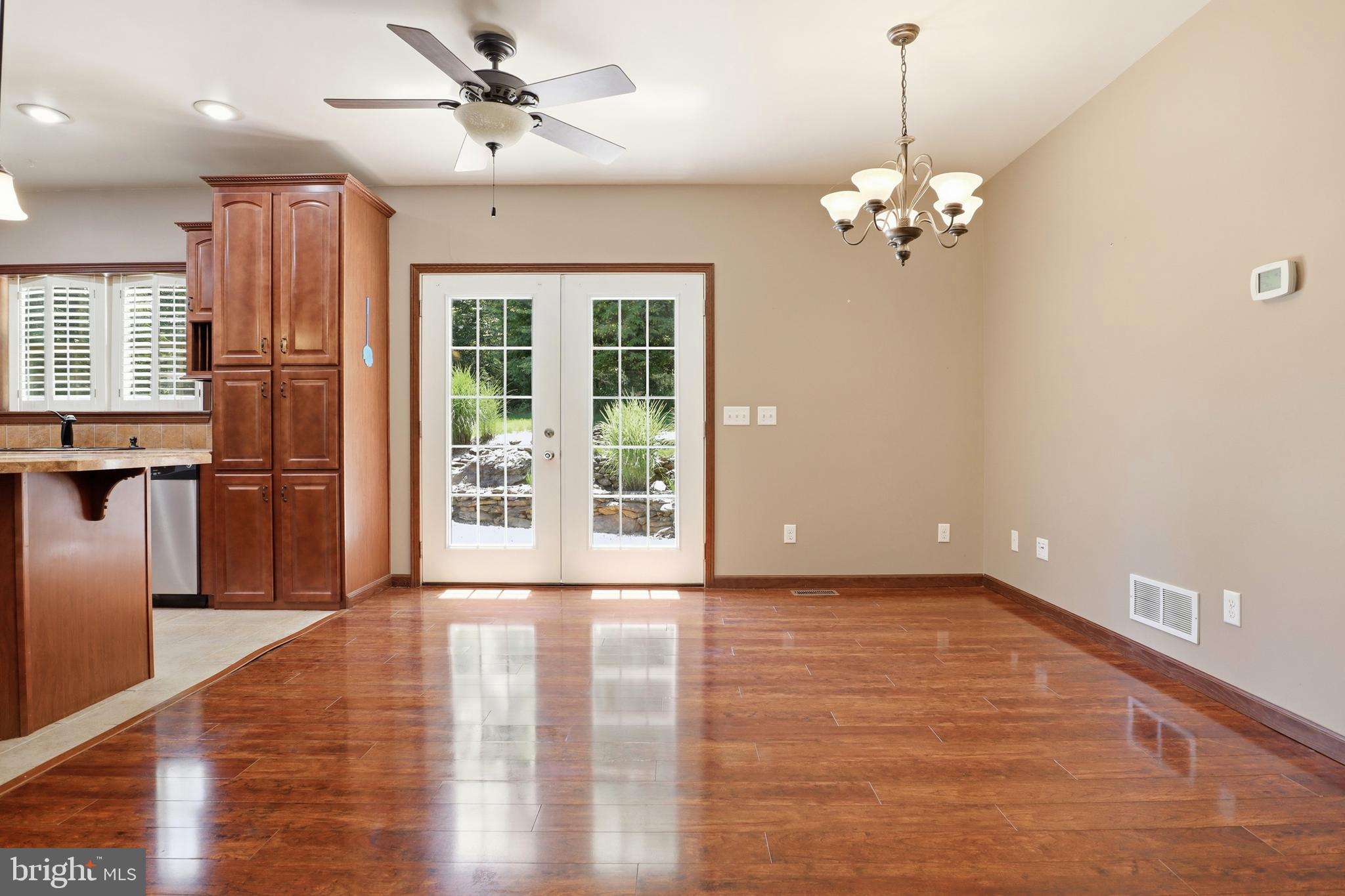 LOWER WINDSOR TWP - Residential