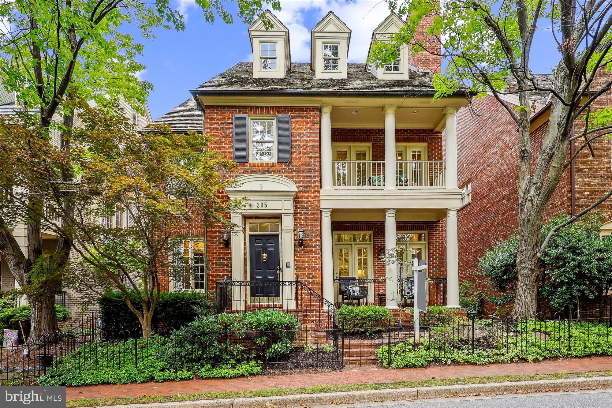 KENTLANDS - Residential