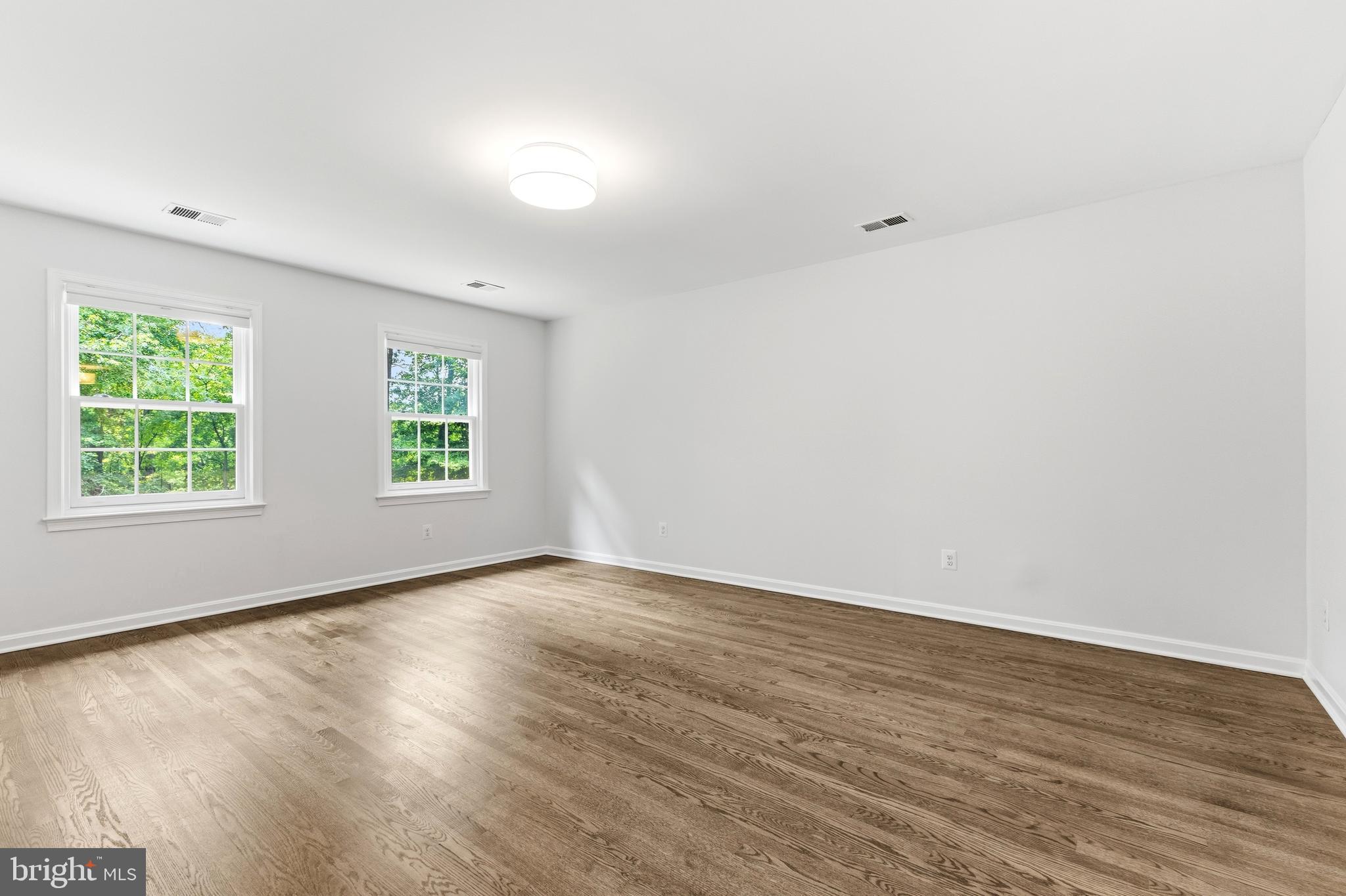 LEIGH MILL MEADOWS - Residential