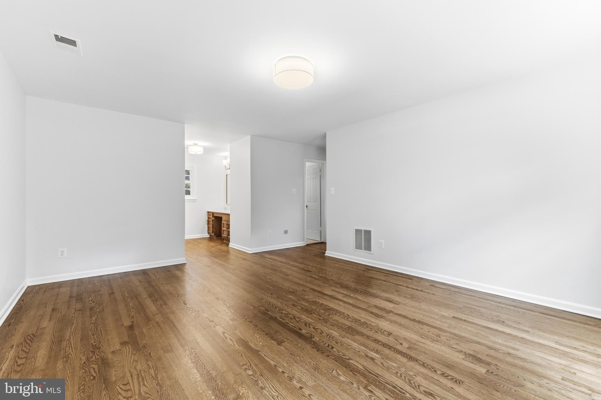 LEIGH MILL MEADOWS - Residential
