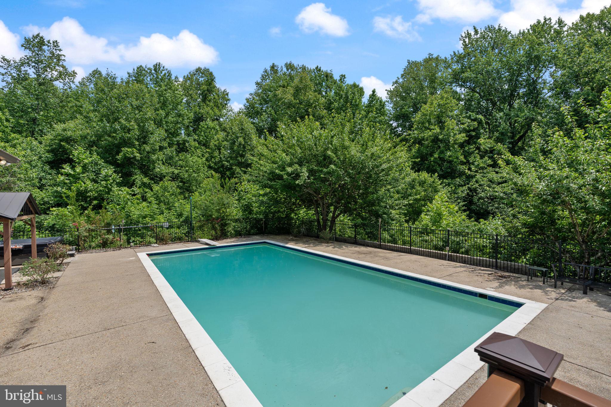 SYCAMORE RIDGE - Residential