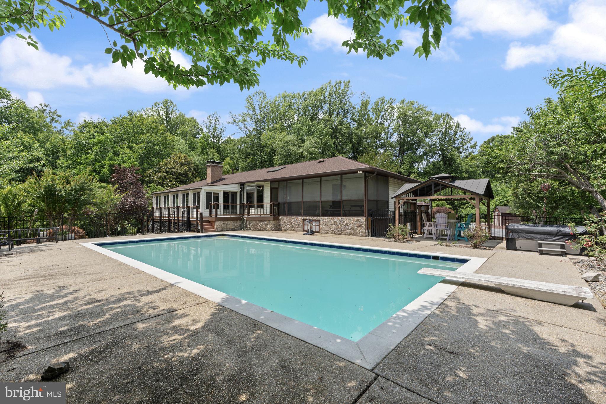 SYCAMORE RIDGE - Residential