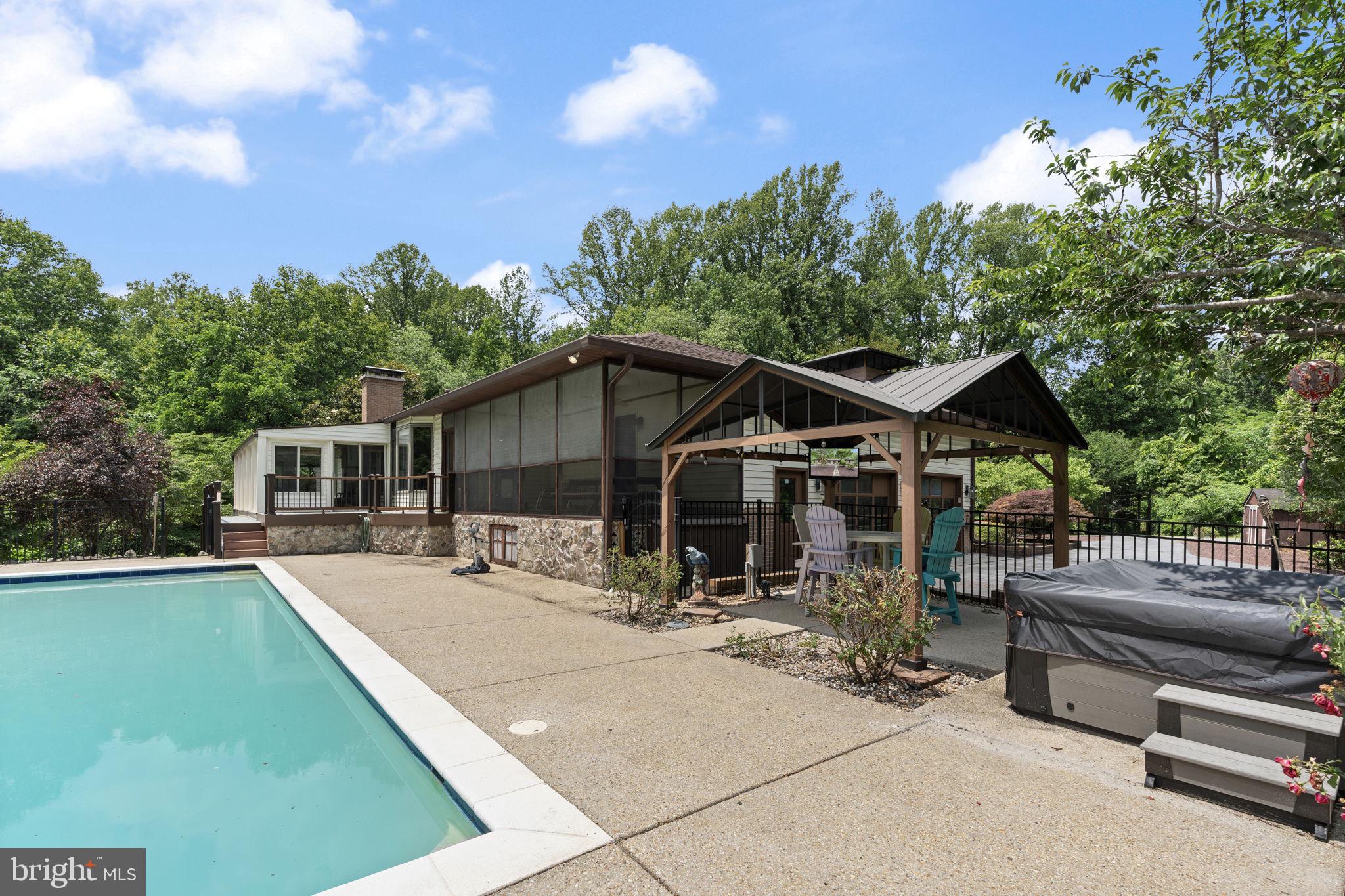 SYCAMORE RIDGE - Residential