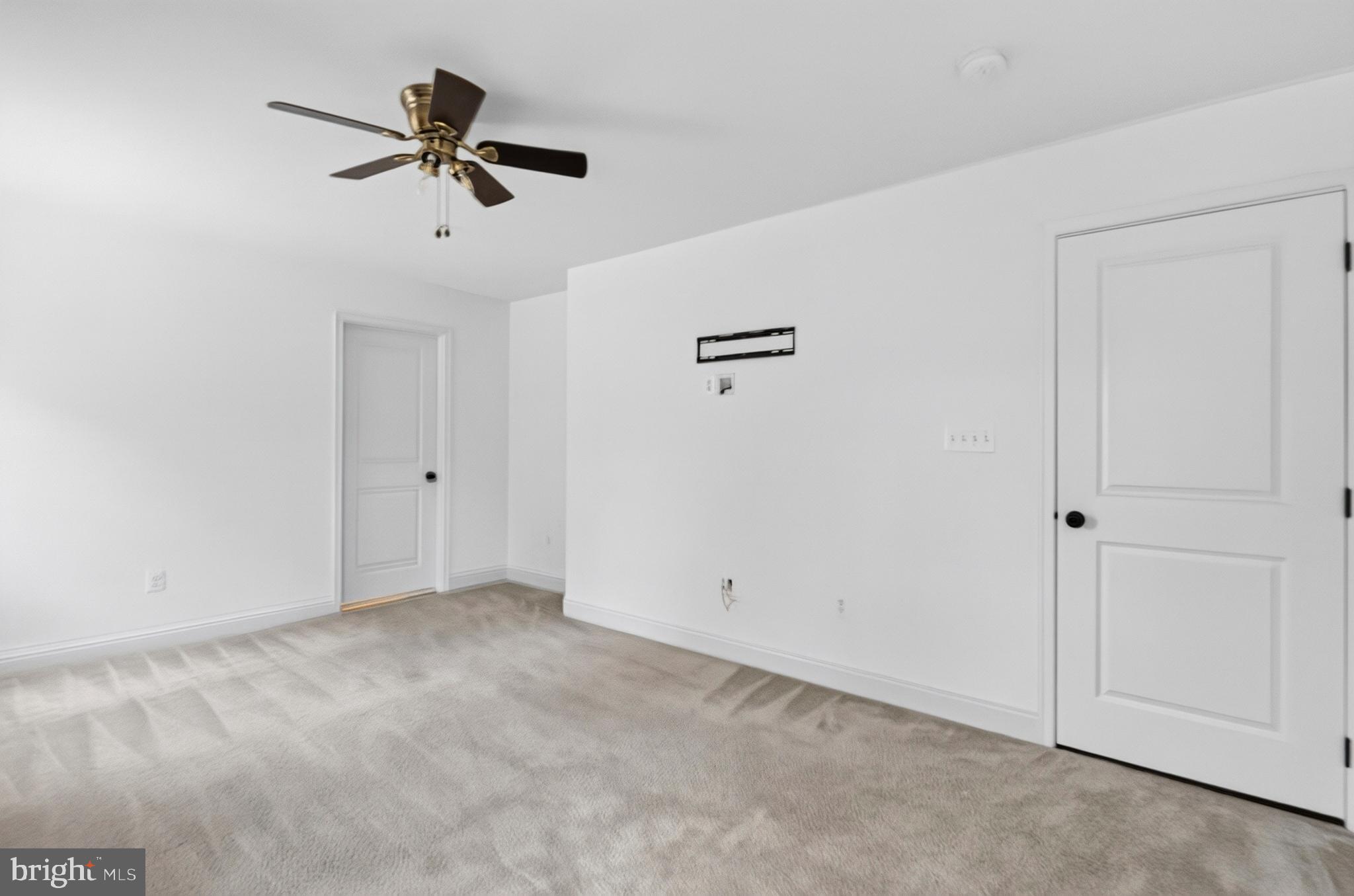 MARLBORO RIDGE - Residential