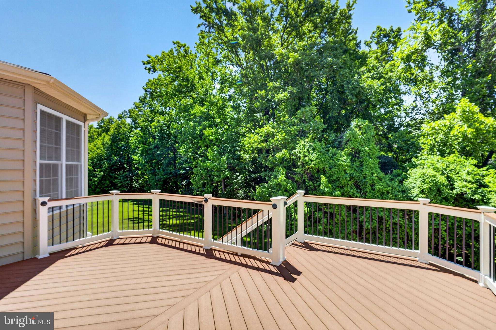 MARLBORO RIDGE - Residential