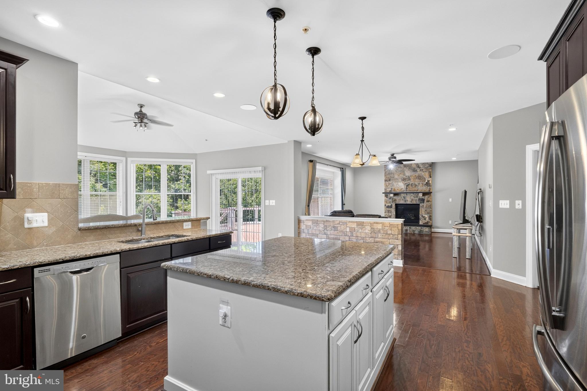 MARLBORO RIDGE - Residential