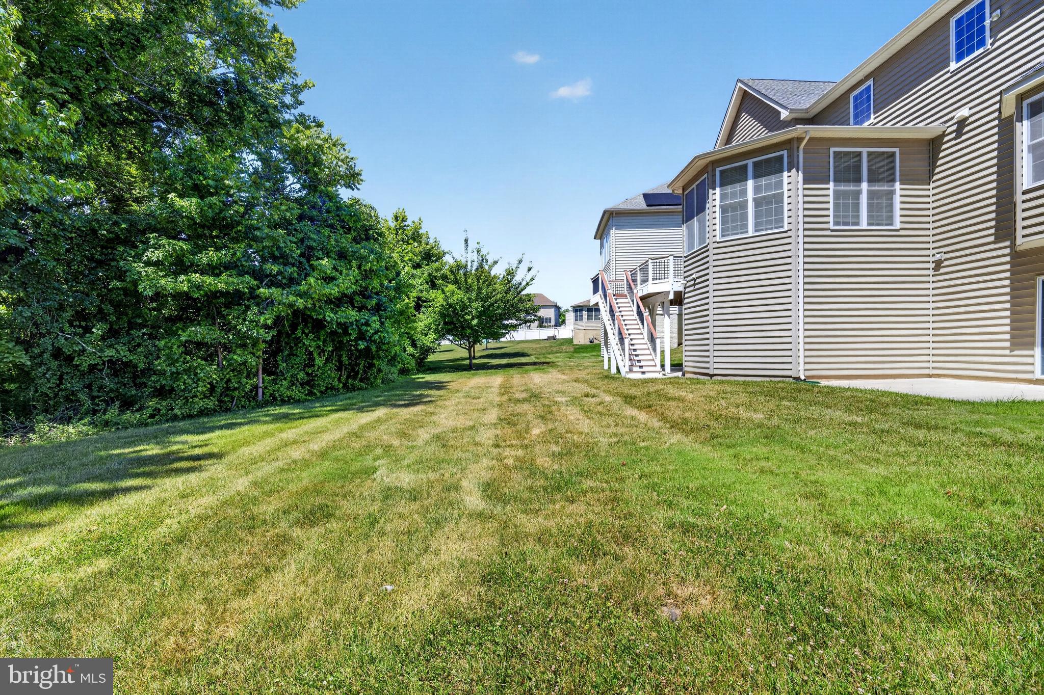 MARLBORO RIDGE - Residential
